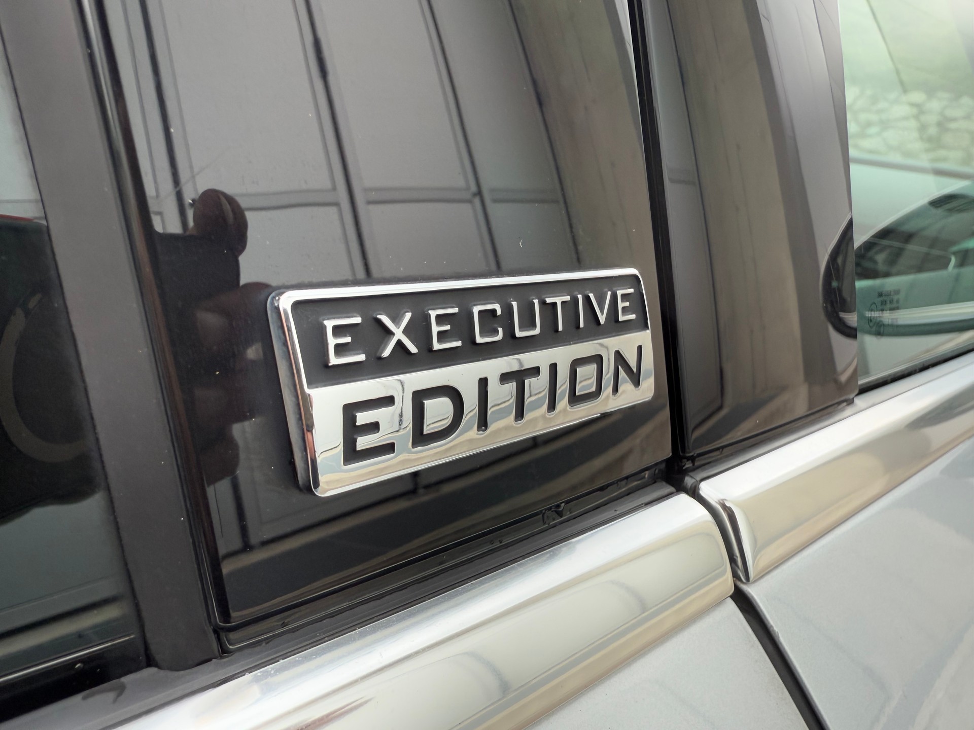 VW Touareg 3.0 TDI BMT Executive Edition Tiptronic-image-14