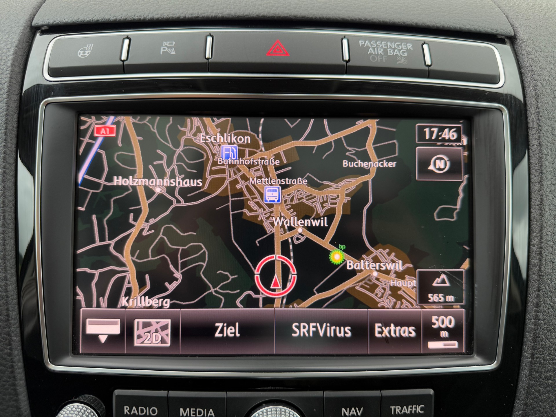 VW Touareg 3.0 TDI BMT Executive Edition Tiptronic-image-8