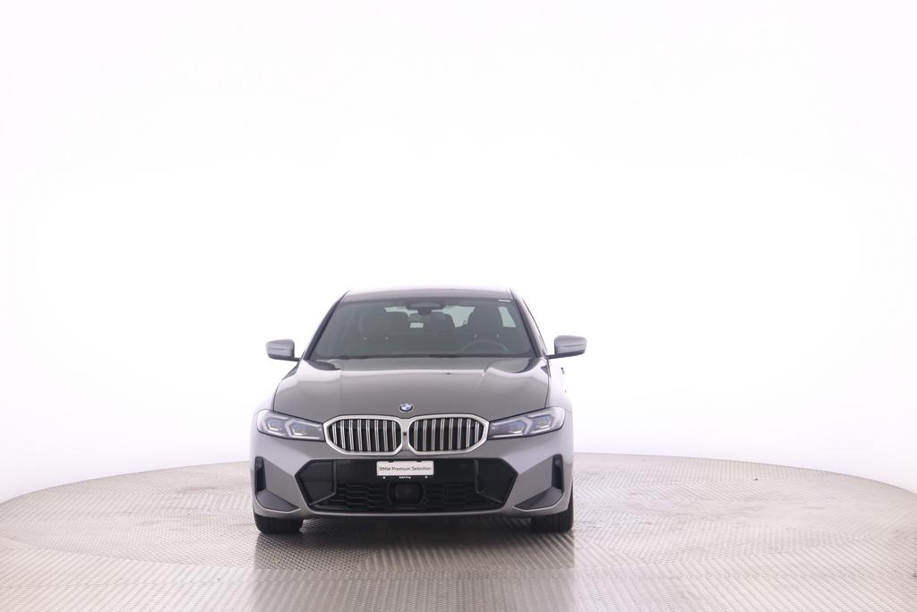 BMW 320d xDrive-image-6