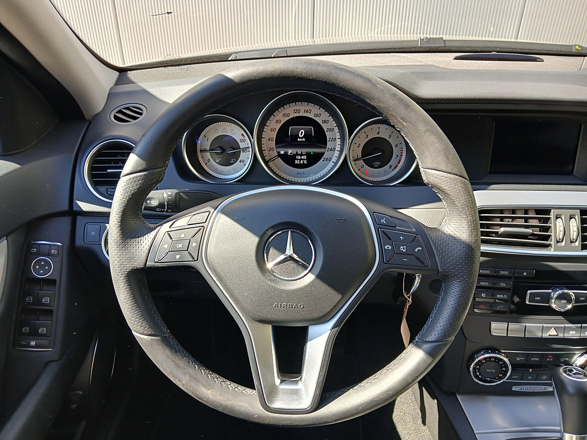 MERCEDES-BENZ C 200 BlueEF Avantgarde-image-7