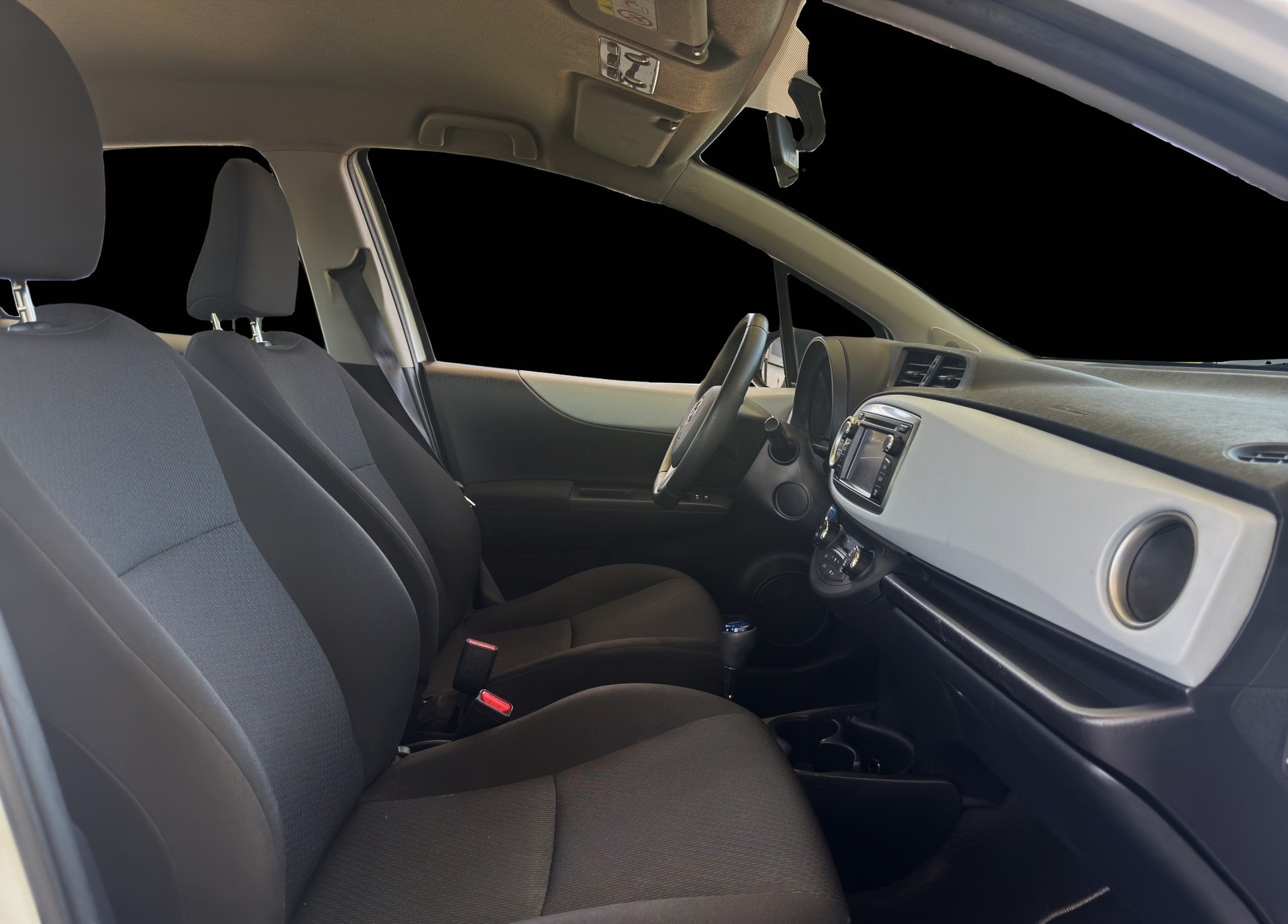 TOYOTA Yaris 1.5 VVT-i Hybrid Luna CVT-image-11