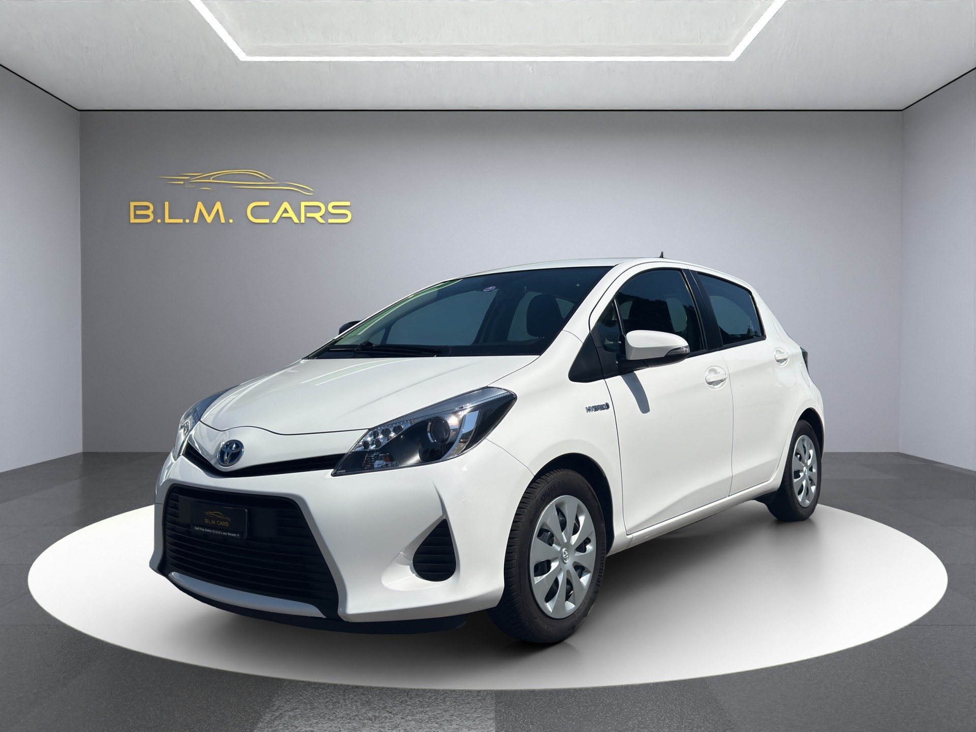 TOYOTA Yaris 1.5 VVT-i Hybrid Luna CVT-image-0