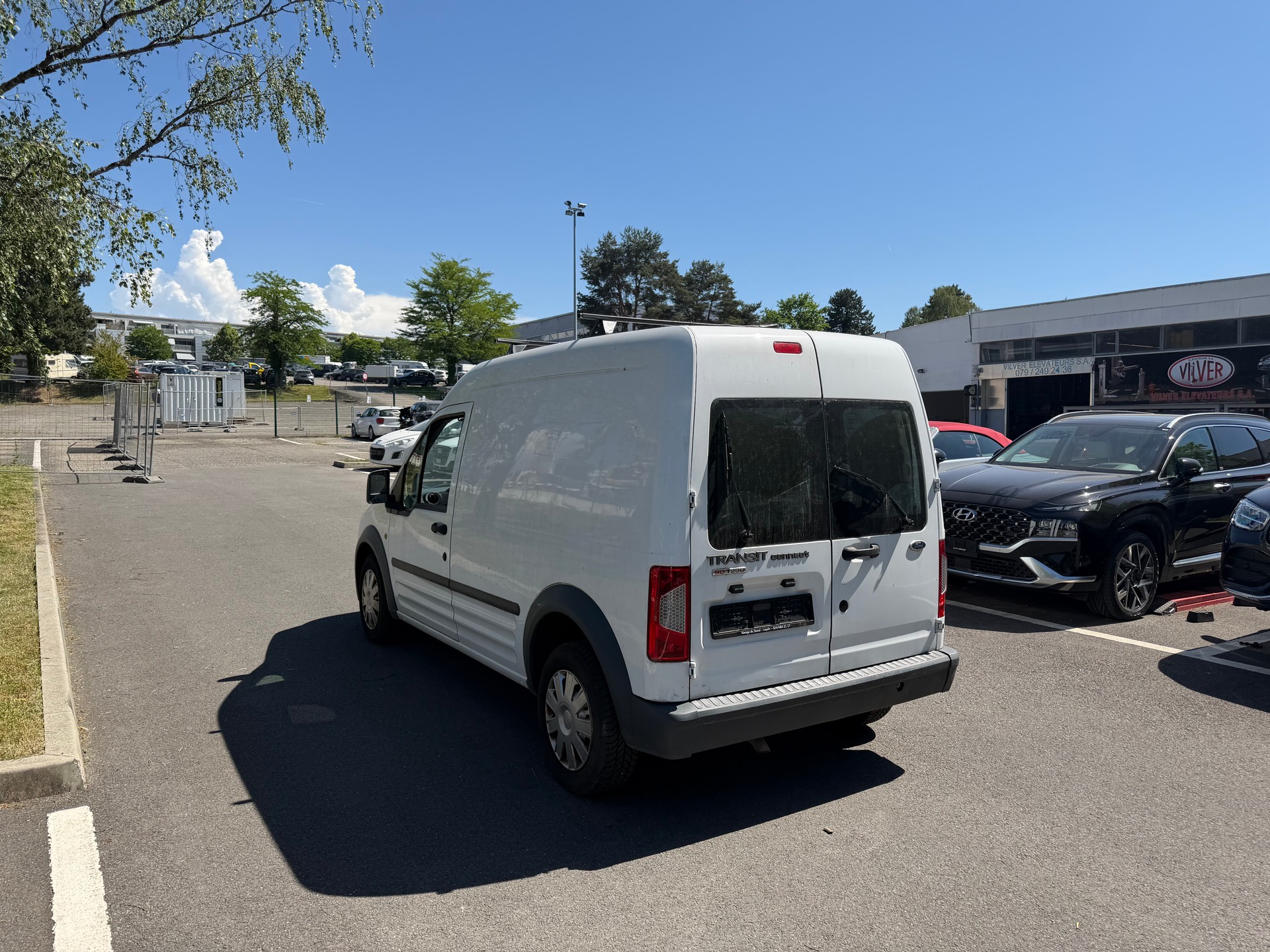 FORD Transit Connect Van T230 1.8 TDCi L Trend-image-6