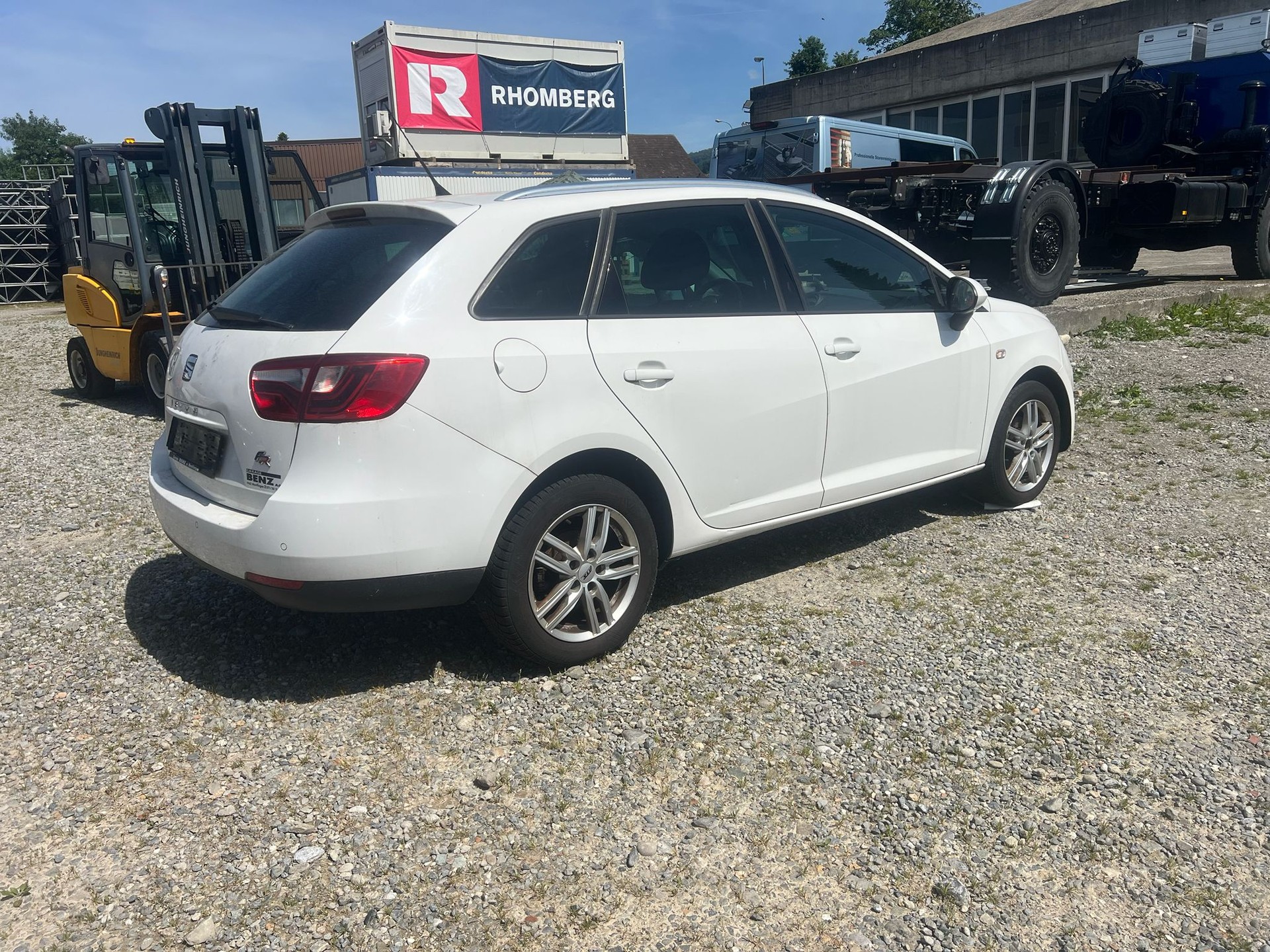 SEAT Ibiza ST 1.2 TSI FR Stopp-Start-image-1