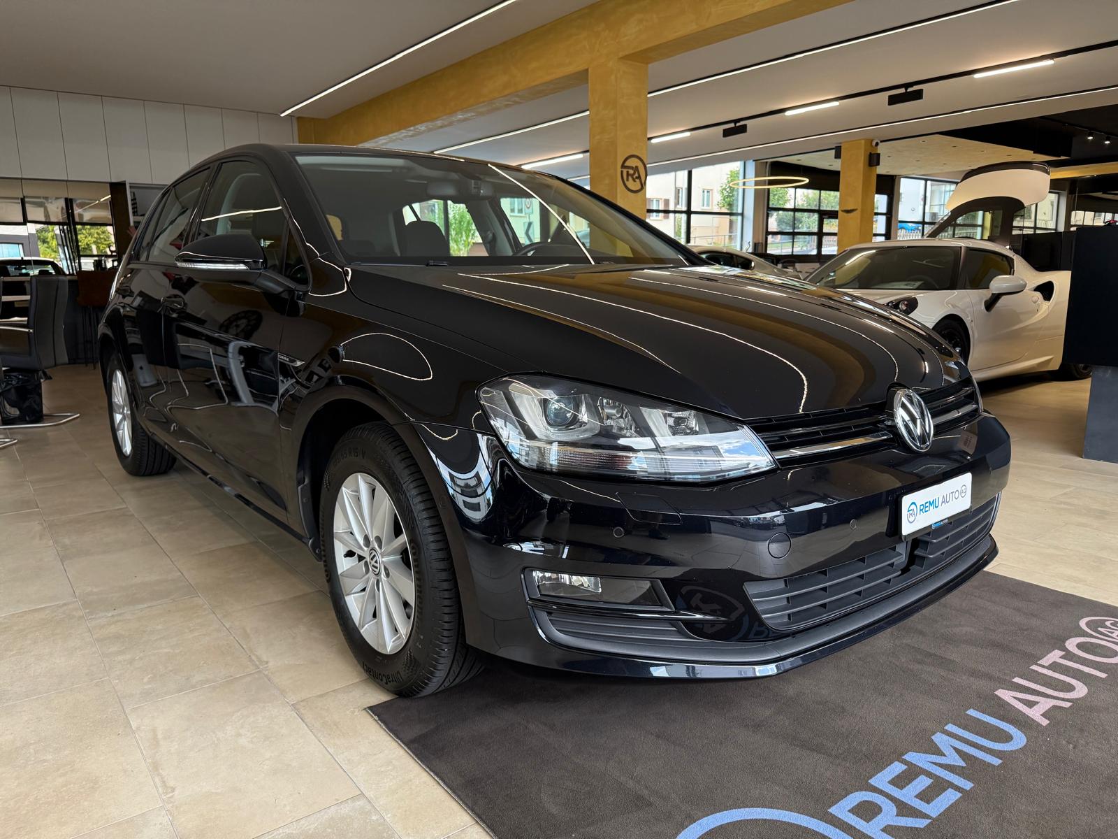 VW Golf 1.4 TSI Lounge DSG-image-0