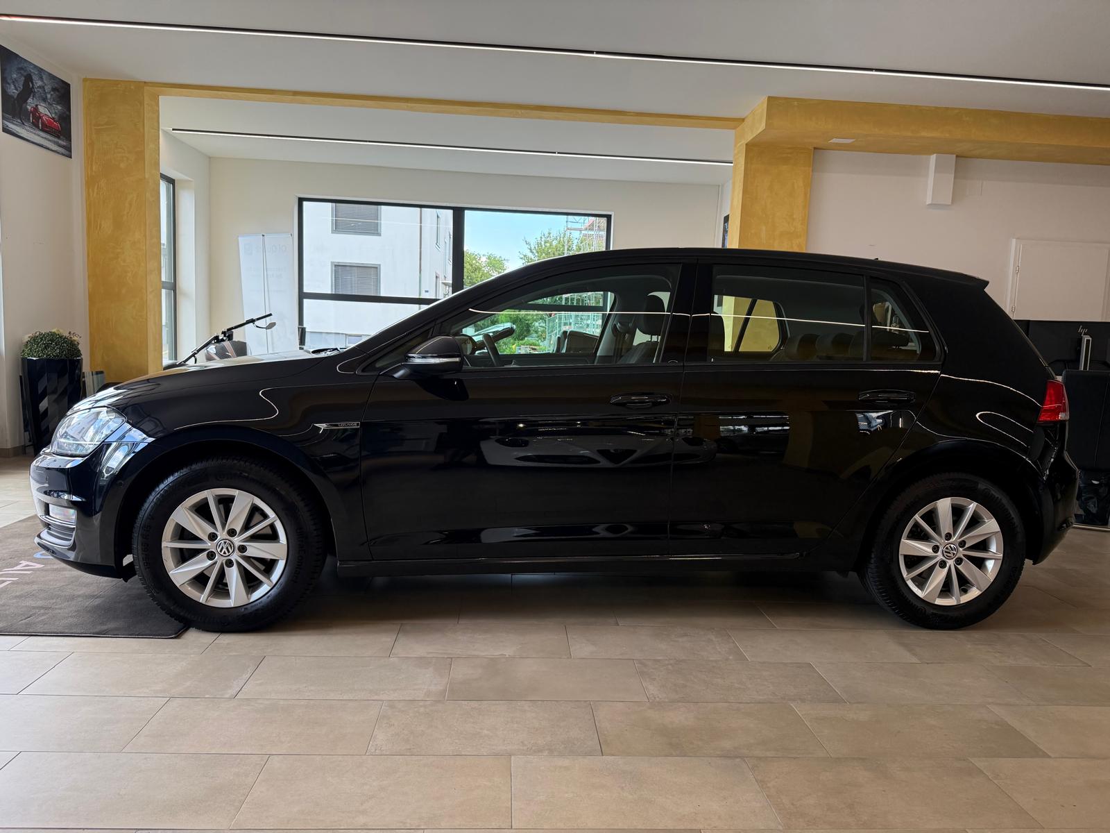 VW Golf 1.4 TSI Lounge DSG-image-6