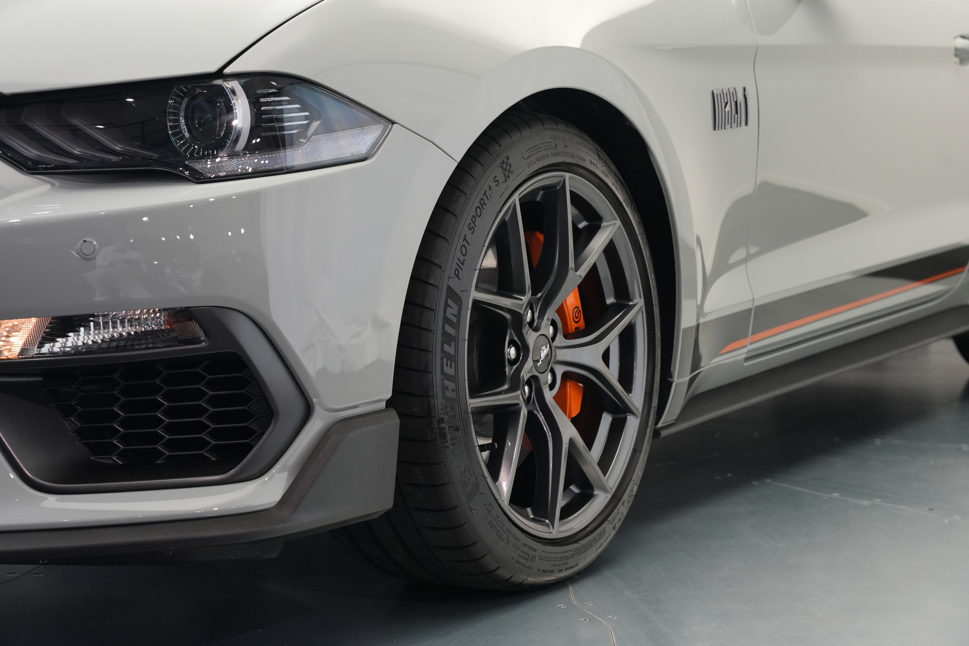 FORD Mustang Fastback 5.0 V8 Mach 1 Automat-image-56