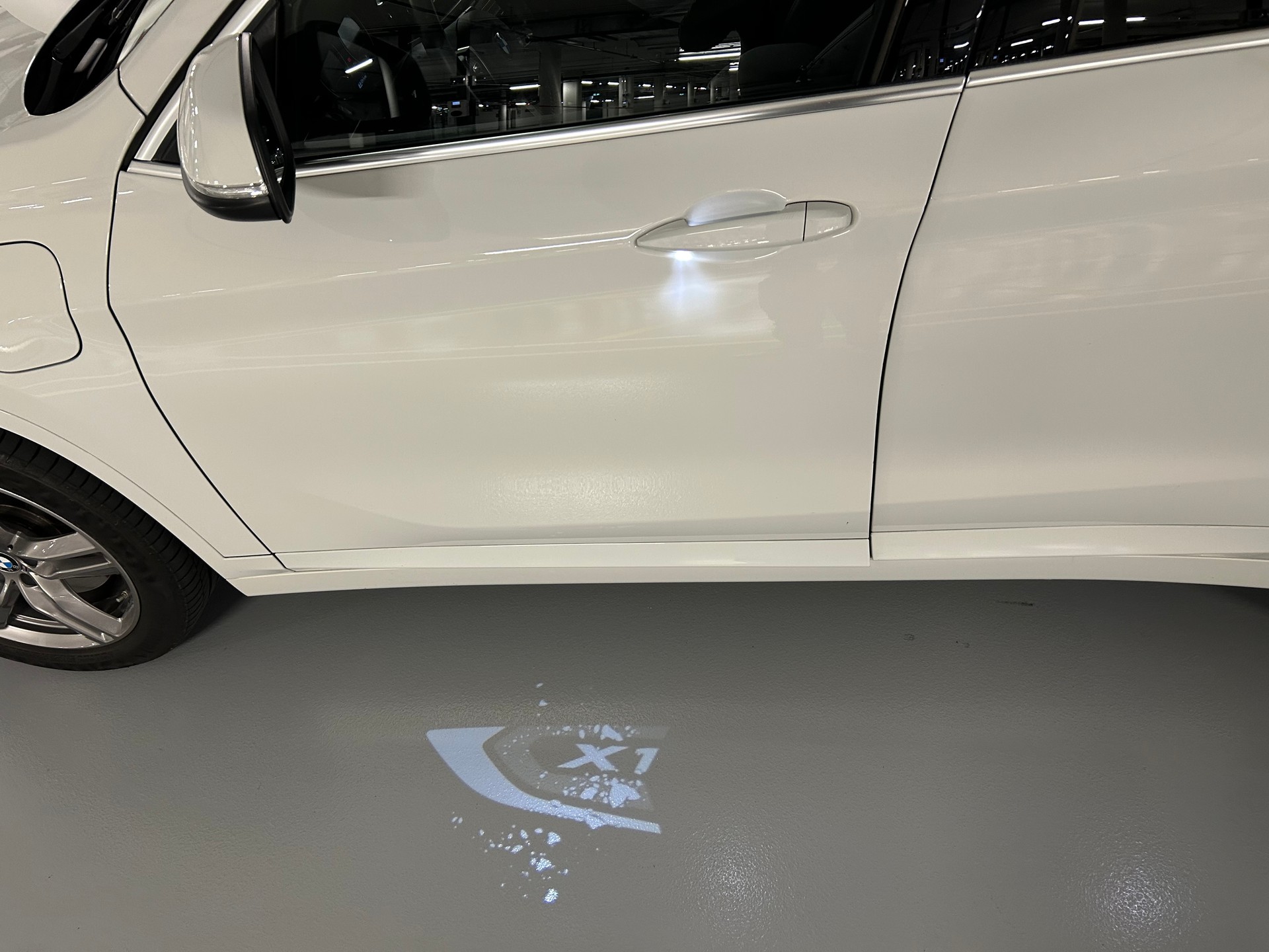 BMW 25e xDrive-image-10
