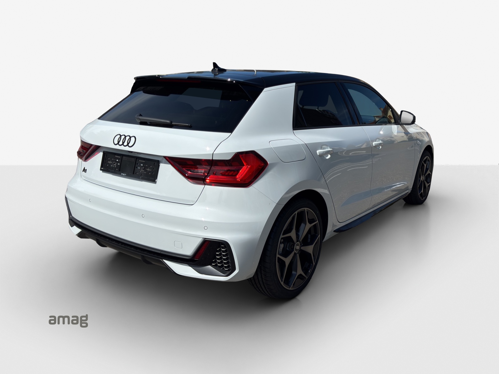 AUDI A1 Sportback 30 TFSI S Line Attraction S-tronic-image-5