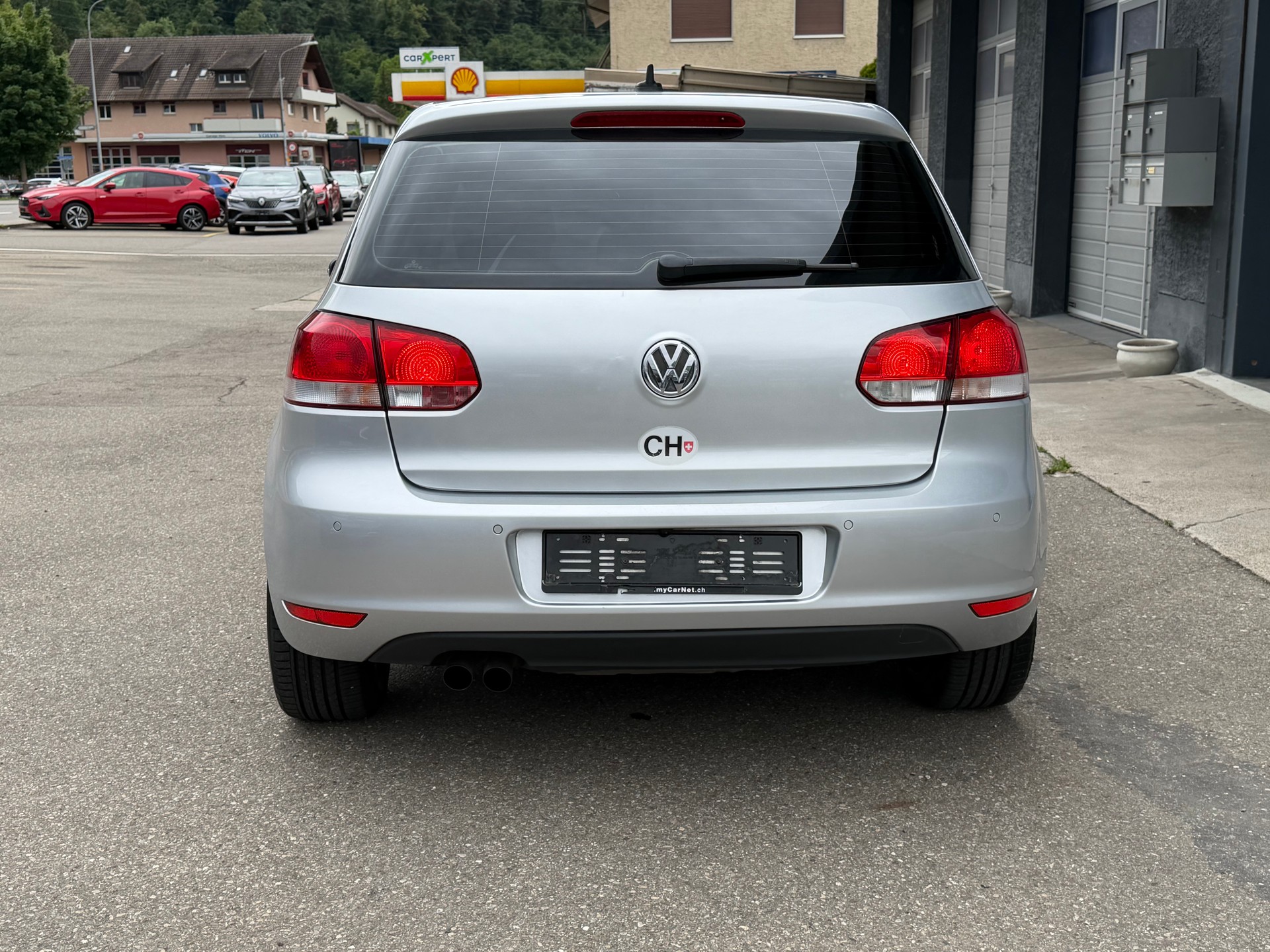 VW Golf 2.0 TDI BlueMotion Technology Team DSG-image-6