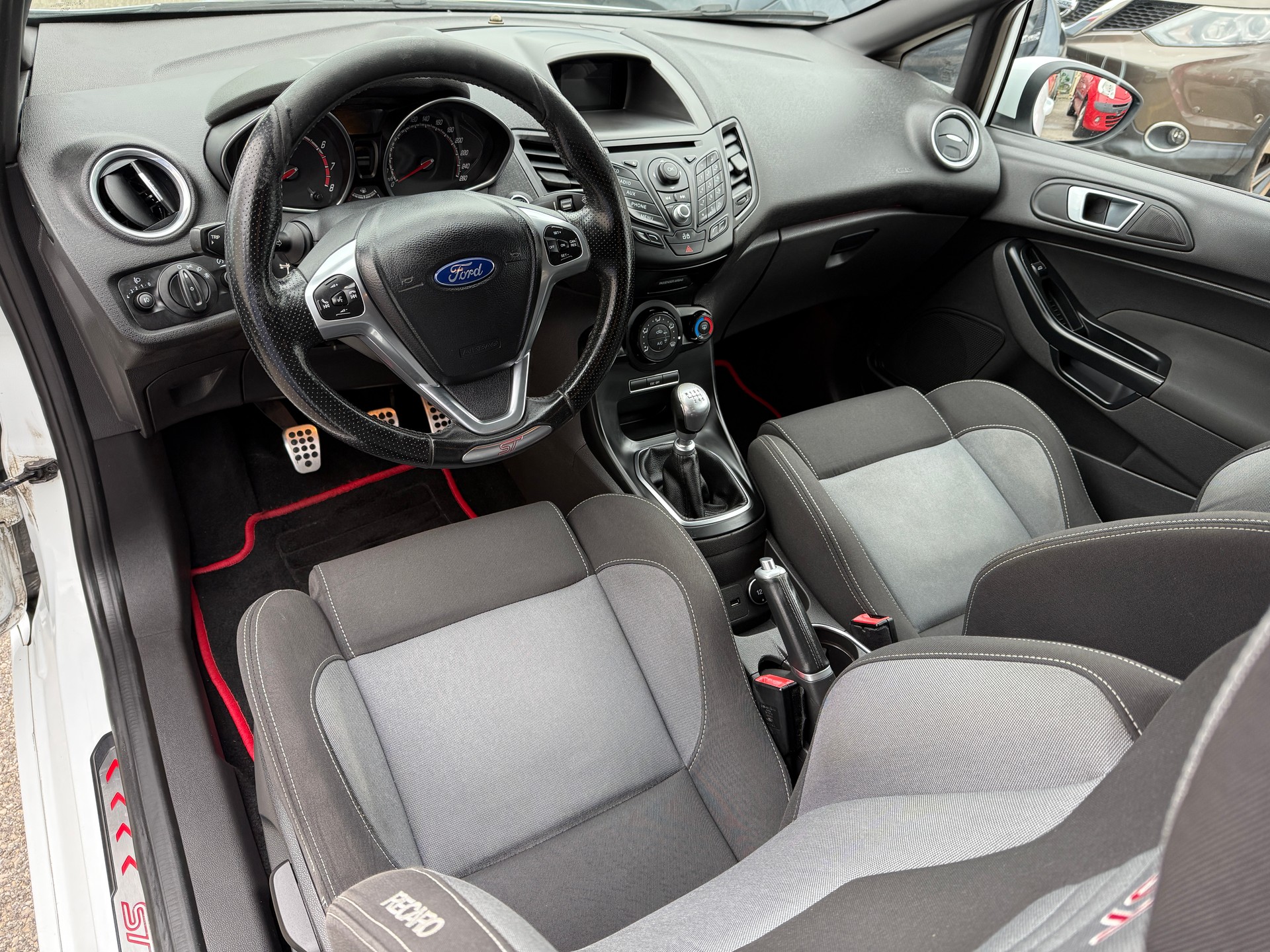 FORD Fiesta 1.6 SCTi ST-1 - Nouvelle Expertise - NEU MFK : 28.05.2026 - Distribution Faite en Ordre - Grand Service fait 23.04.2026-image-18