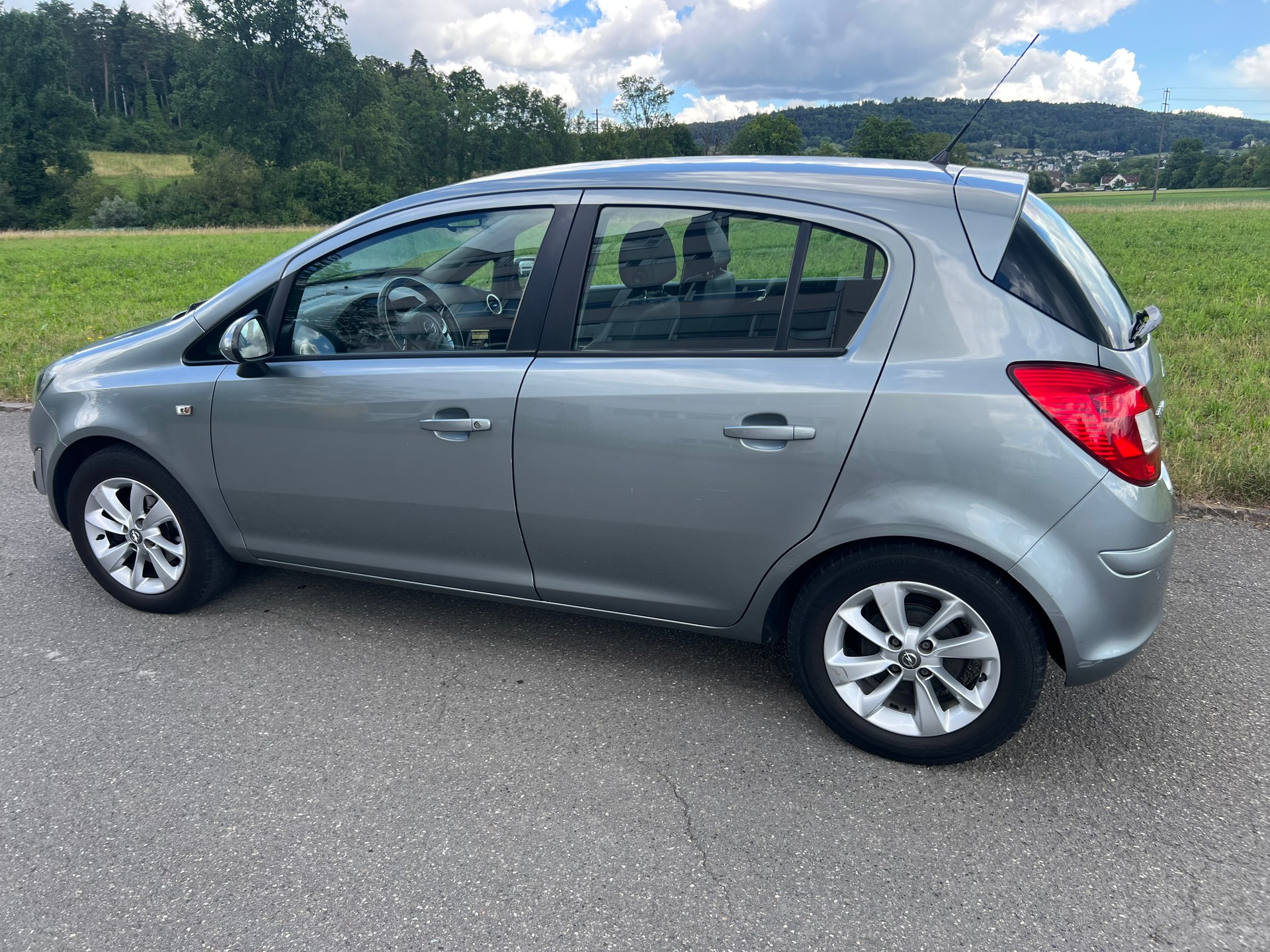 OPEL Corsa 1.4 TP Energy Automatic-image-3
