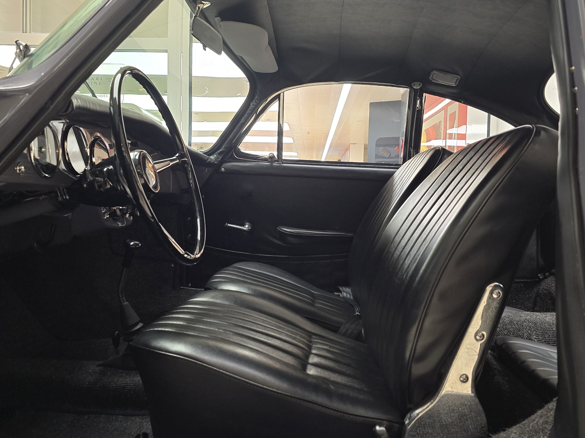 PORSCHE 356 C-image-8