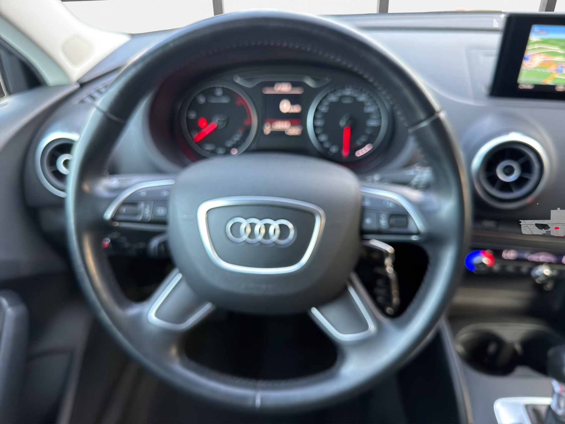 AUDI A3 Sportback 2.0 TDI Ambiente S-tronic*150 PS*TOP ZUSTAND*NUR 61000 KM*-image-12