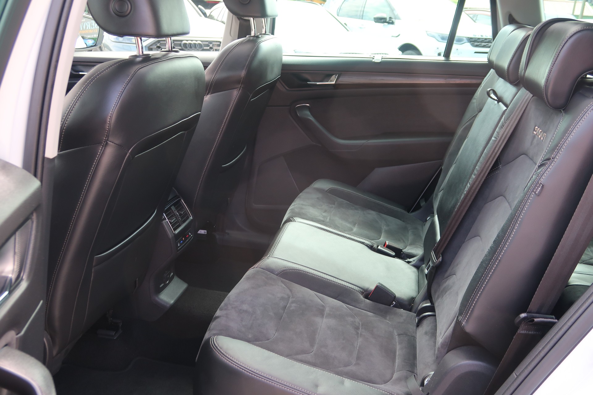 SKODA Kodiaq 2.0 TSI Scout DSG 4x4-image-20