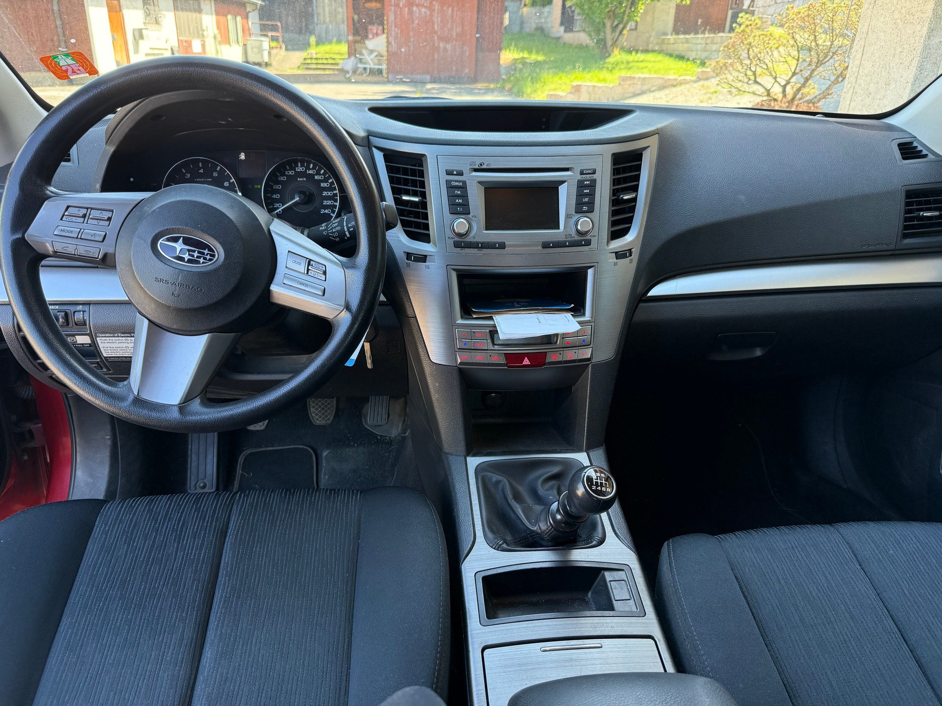 SUBARU Legacy 2.0i Limited AWD-image-10