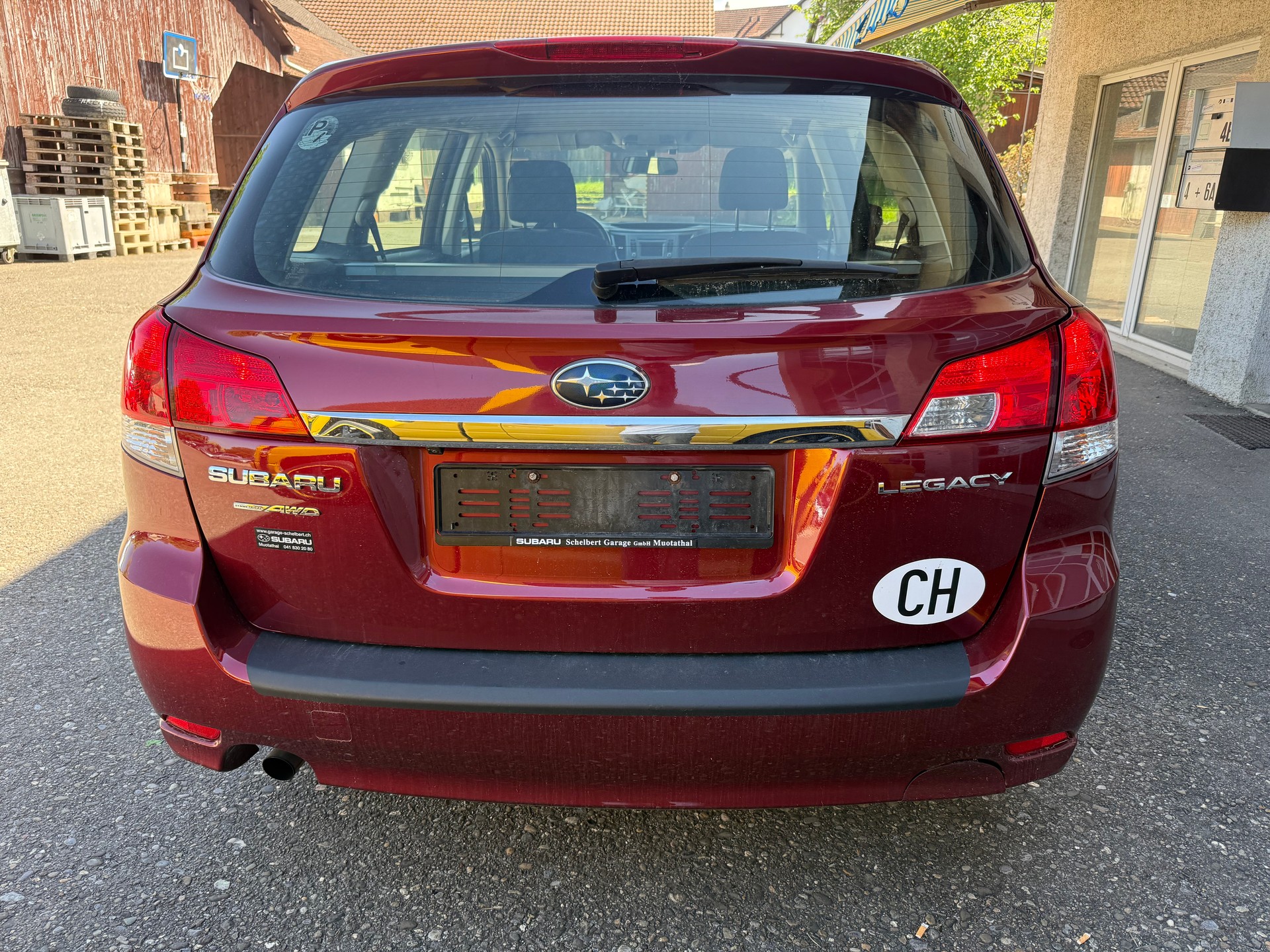 SUBARU Legacy 2.0i Limited AWD-image-4