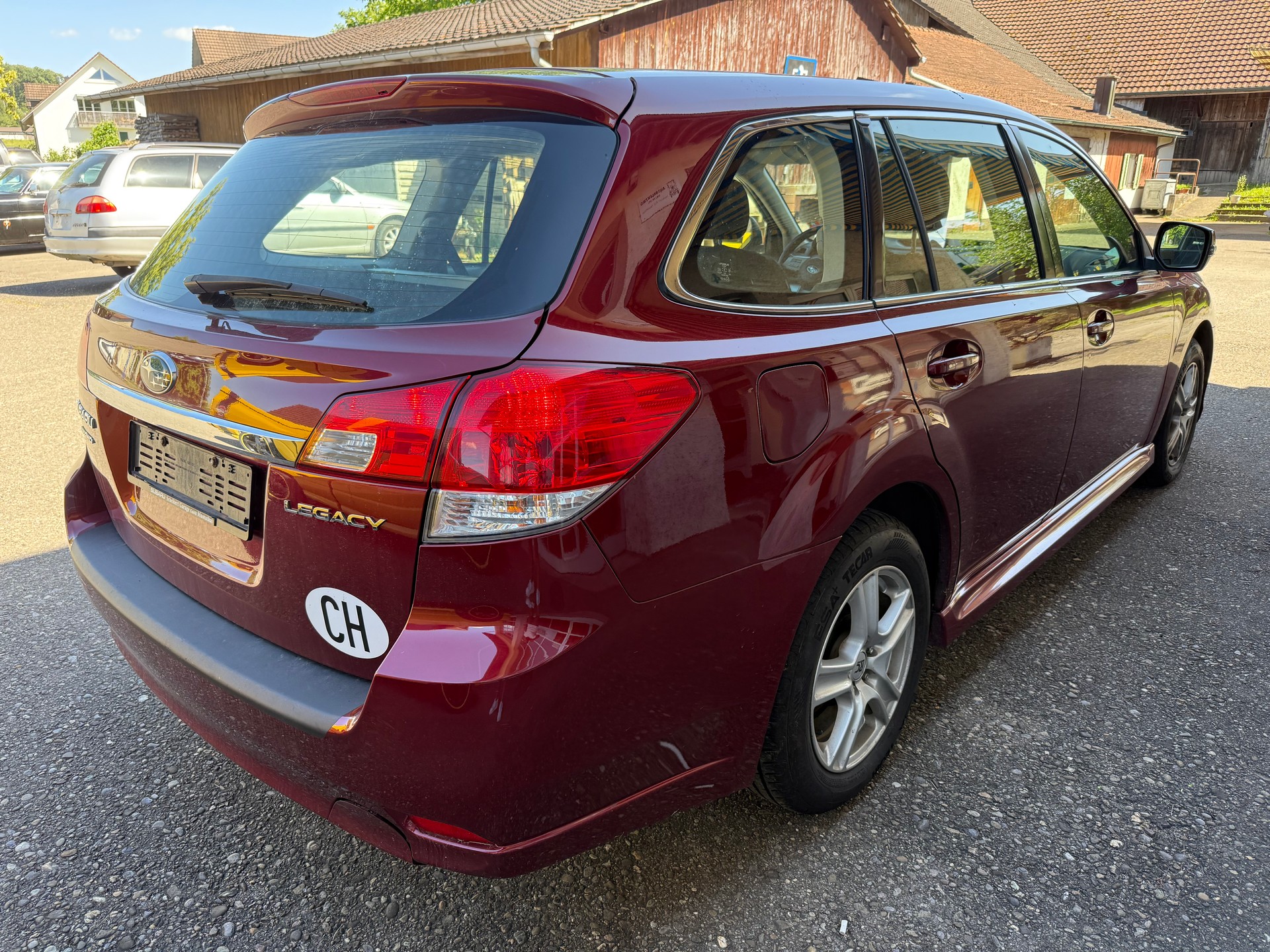 SUBARU Legacy 2.0i Limited AWD-image-3