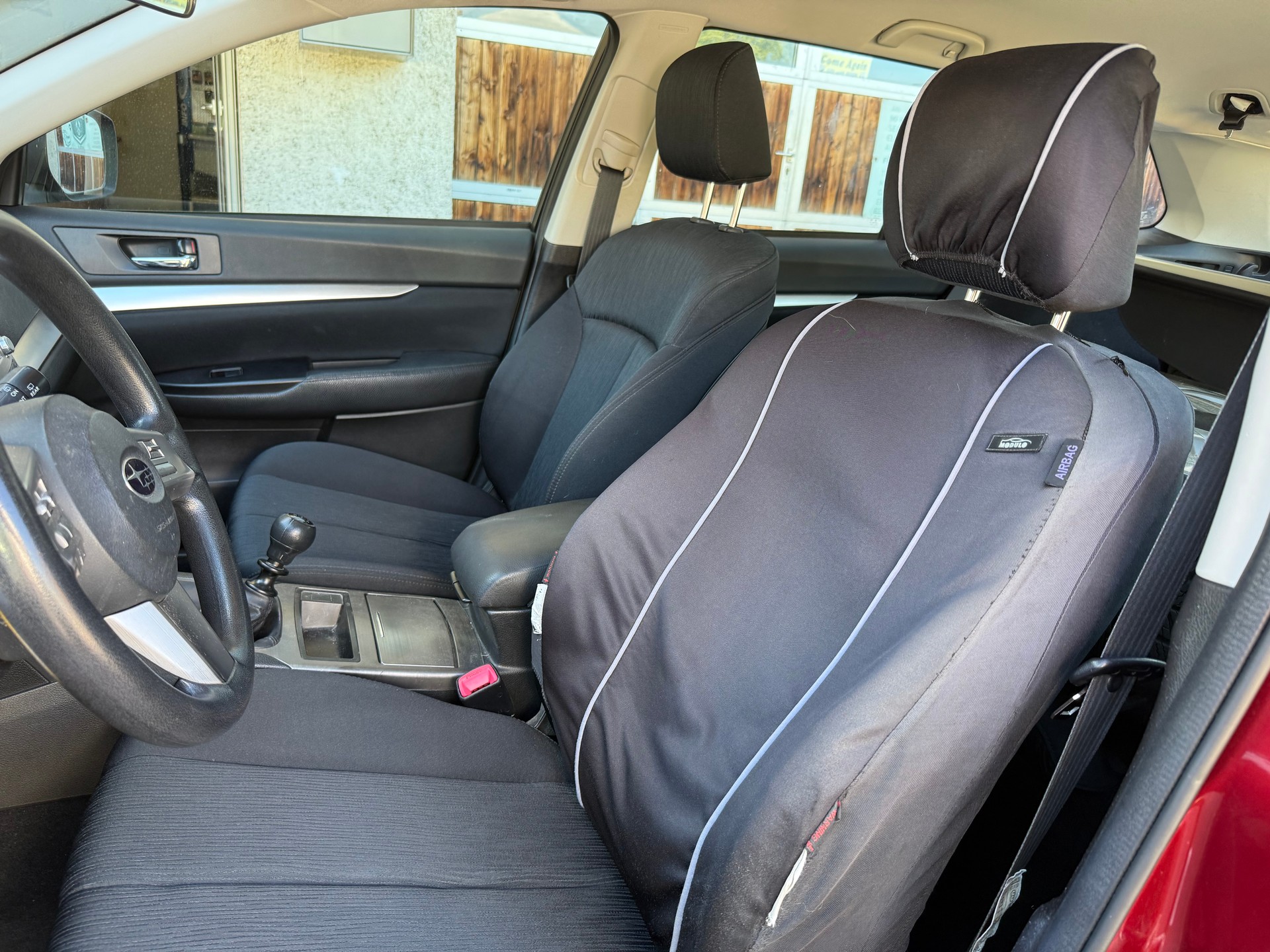 SUBARU Legacy 2.0i Limited AWD-image-8