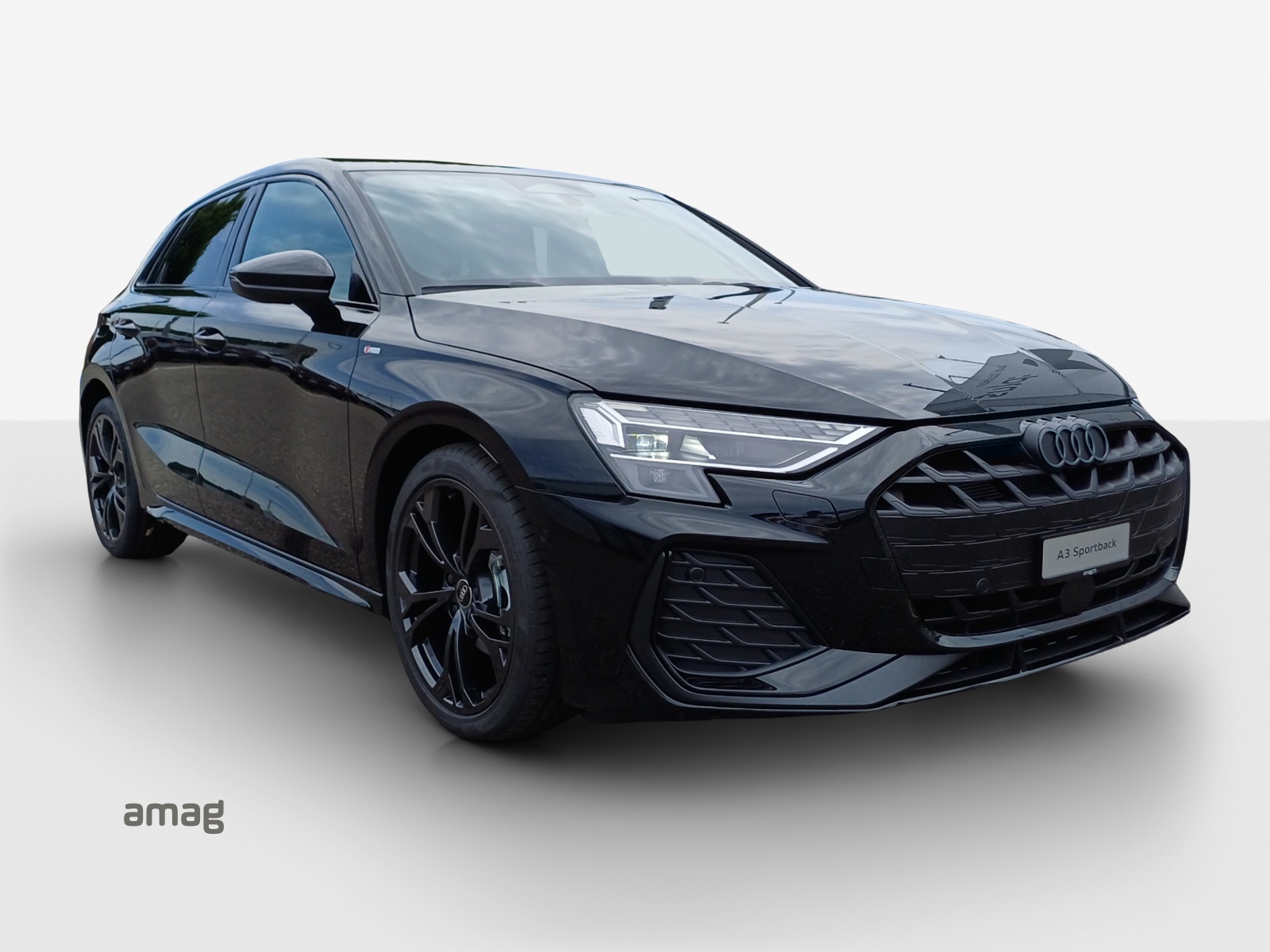AUDI A3 Sportback TFSI 110 kW S line Attraction S tronic-image-5