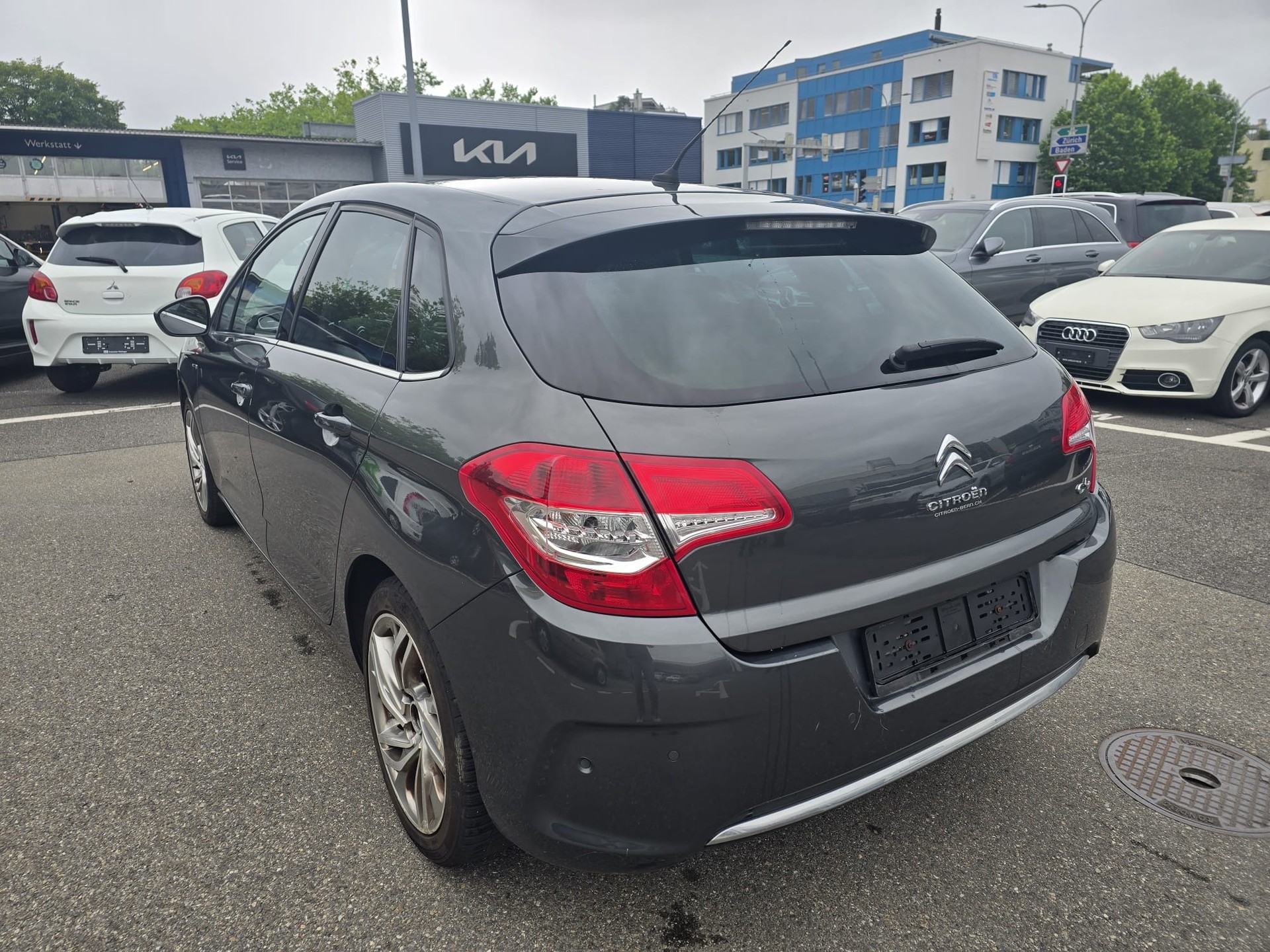 CITROEN C4 Berline 1.6 THP Séduction EGS6-image-3