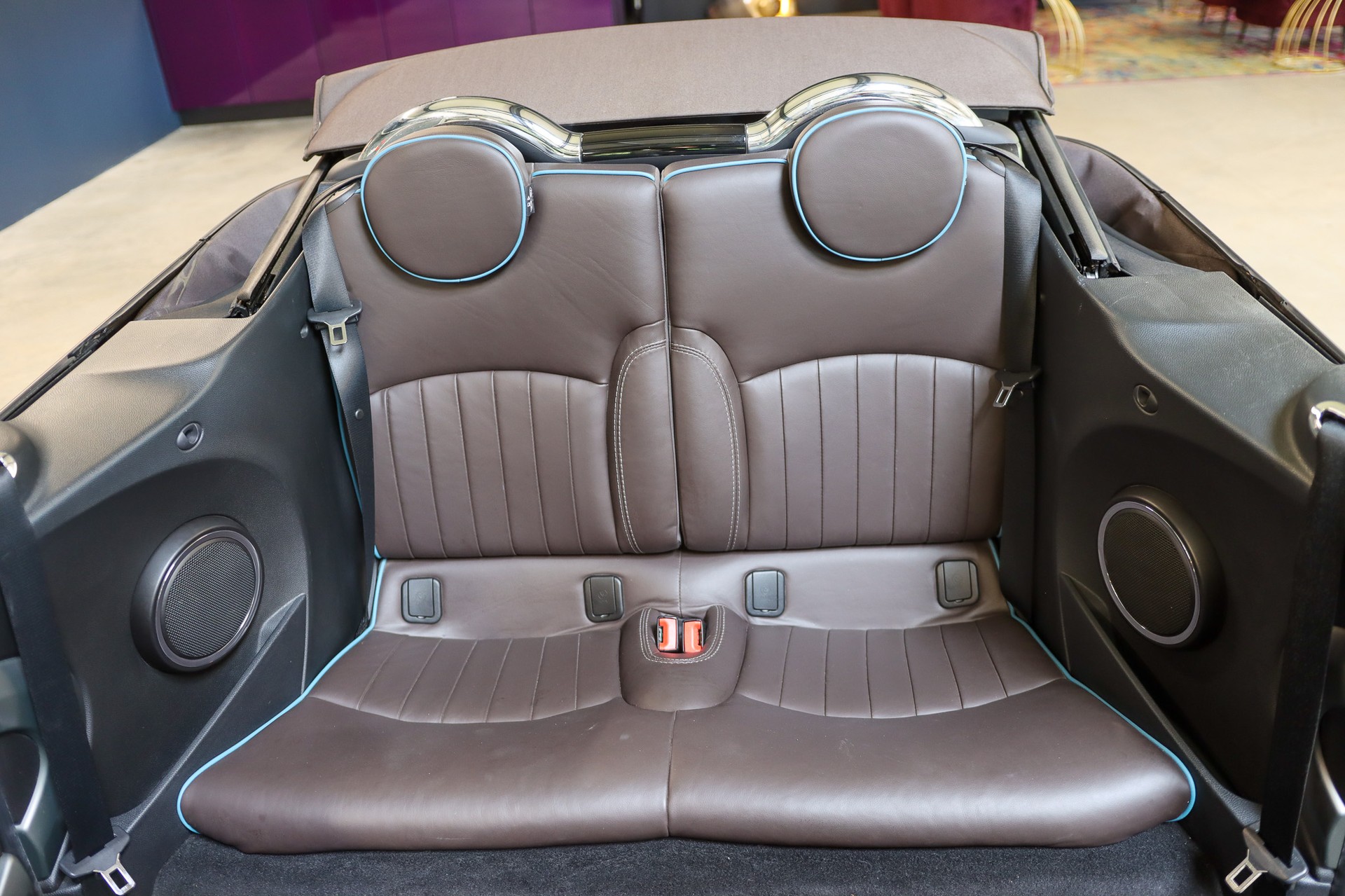 MINI Cooper S Cabriolet-image-13