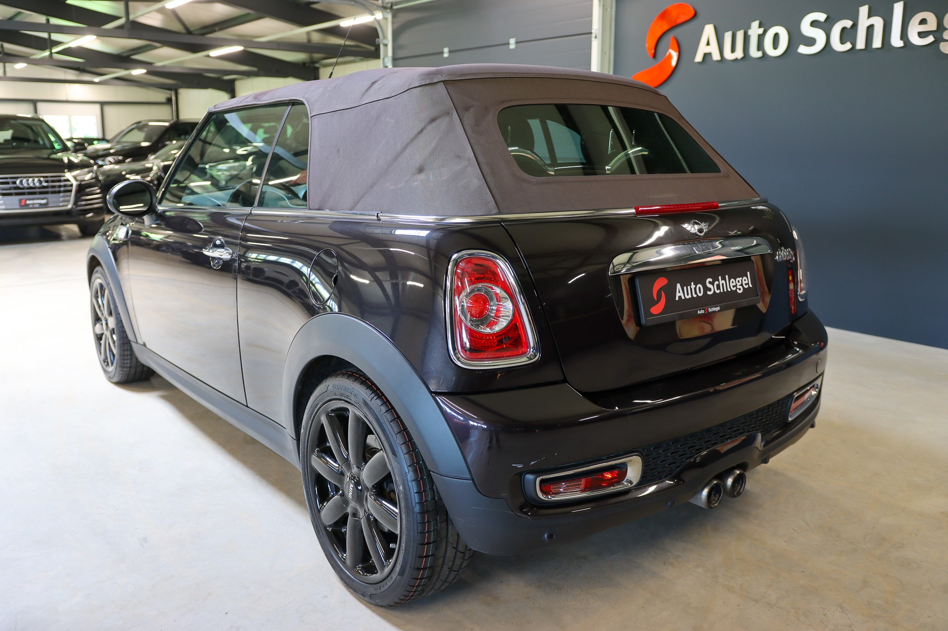 MINI Cooper S Cabriolet-image-3