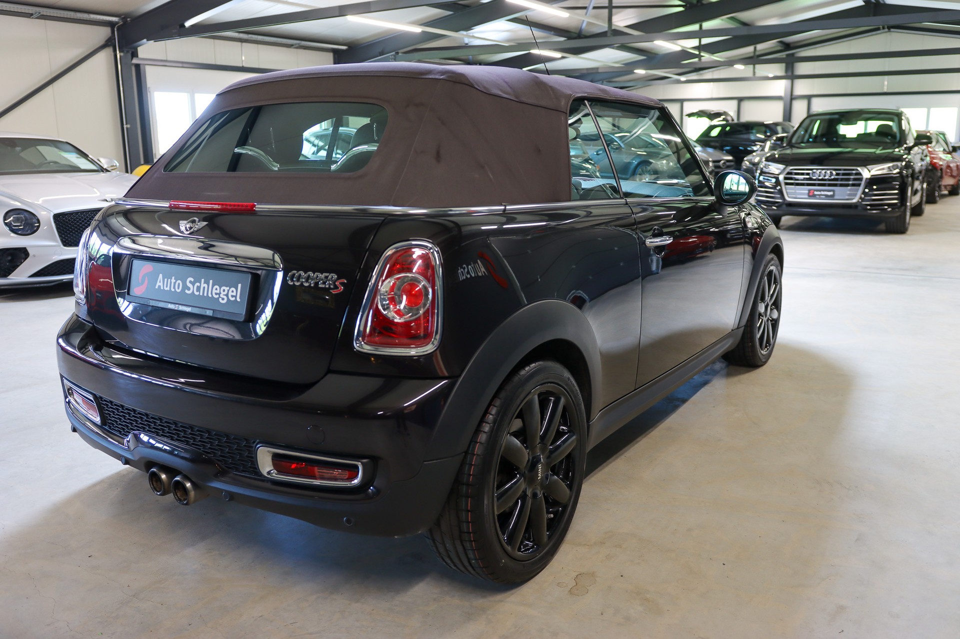 MINI Cooper S Cabriolet-image-5
