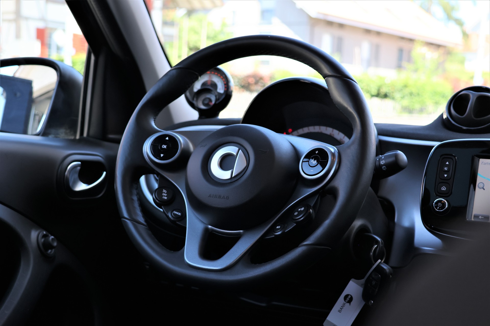 SMART forfour EQ passion (CH)-image-13