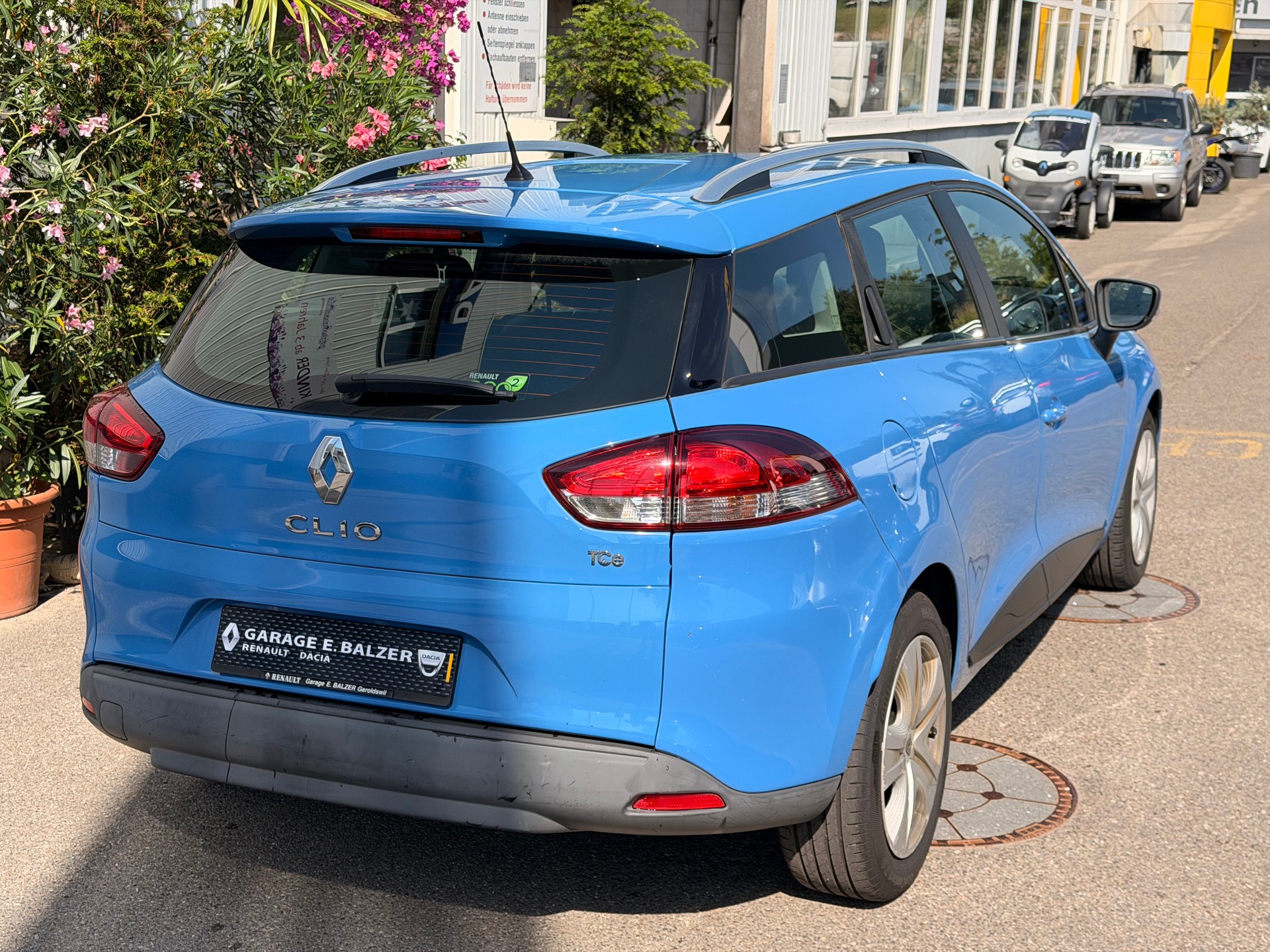 RENAULT Clio Grandtour 0.9 12V Expression-image-3