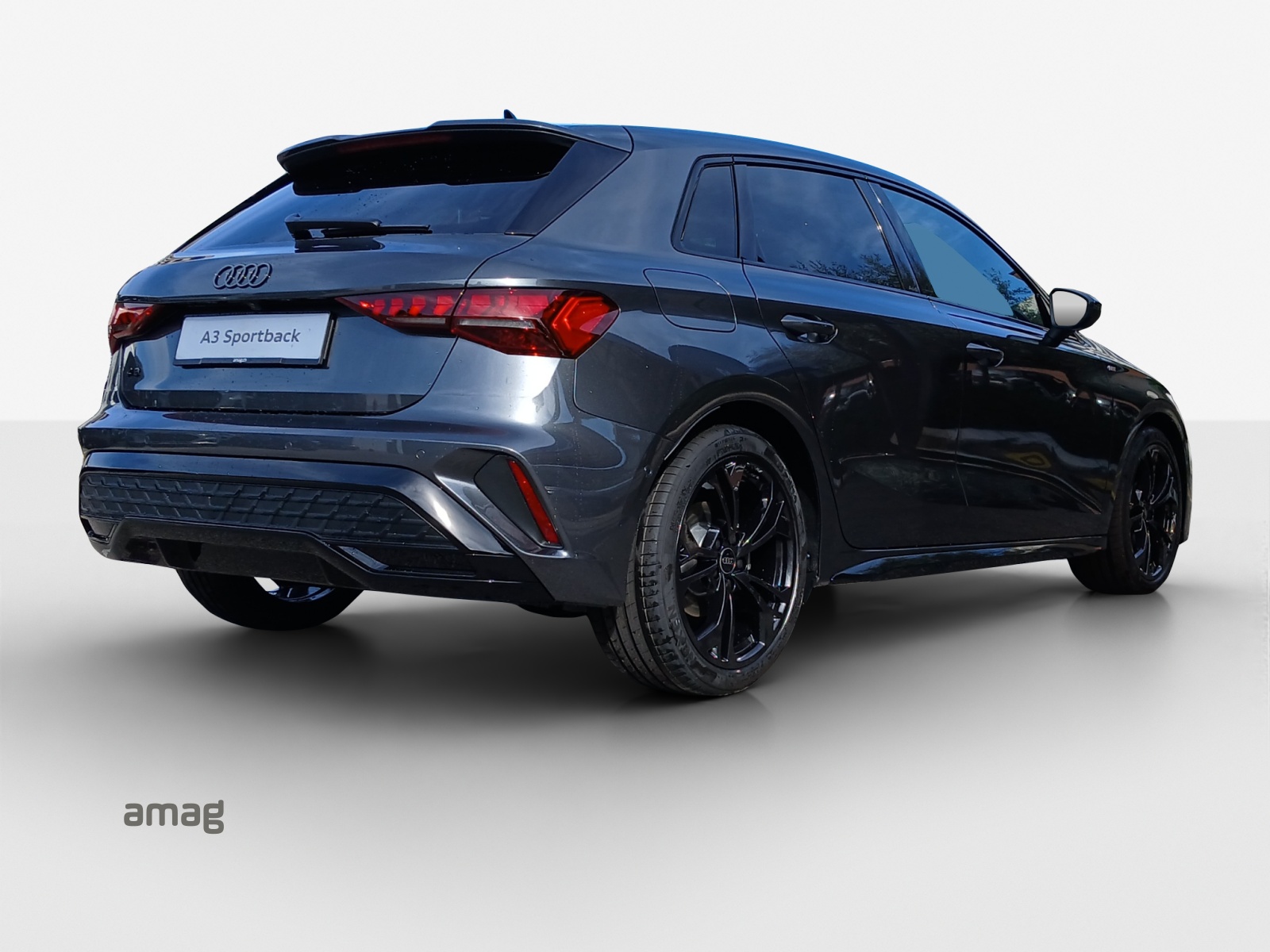 AUDI A3 Sportback 35 TFSI S line Attraction S-tronic-image-4