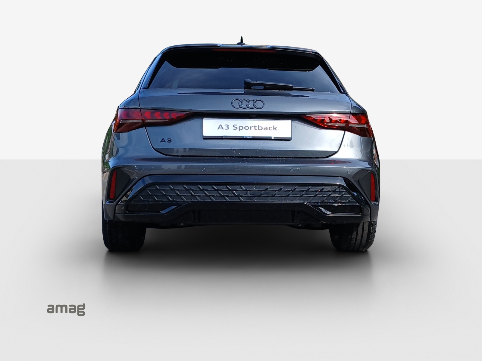 AUDI A3 Sportback 35 TFSI S line Attraction S-tronic-image-3