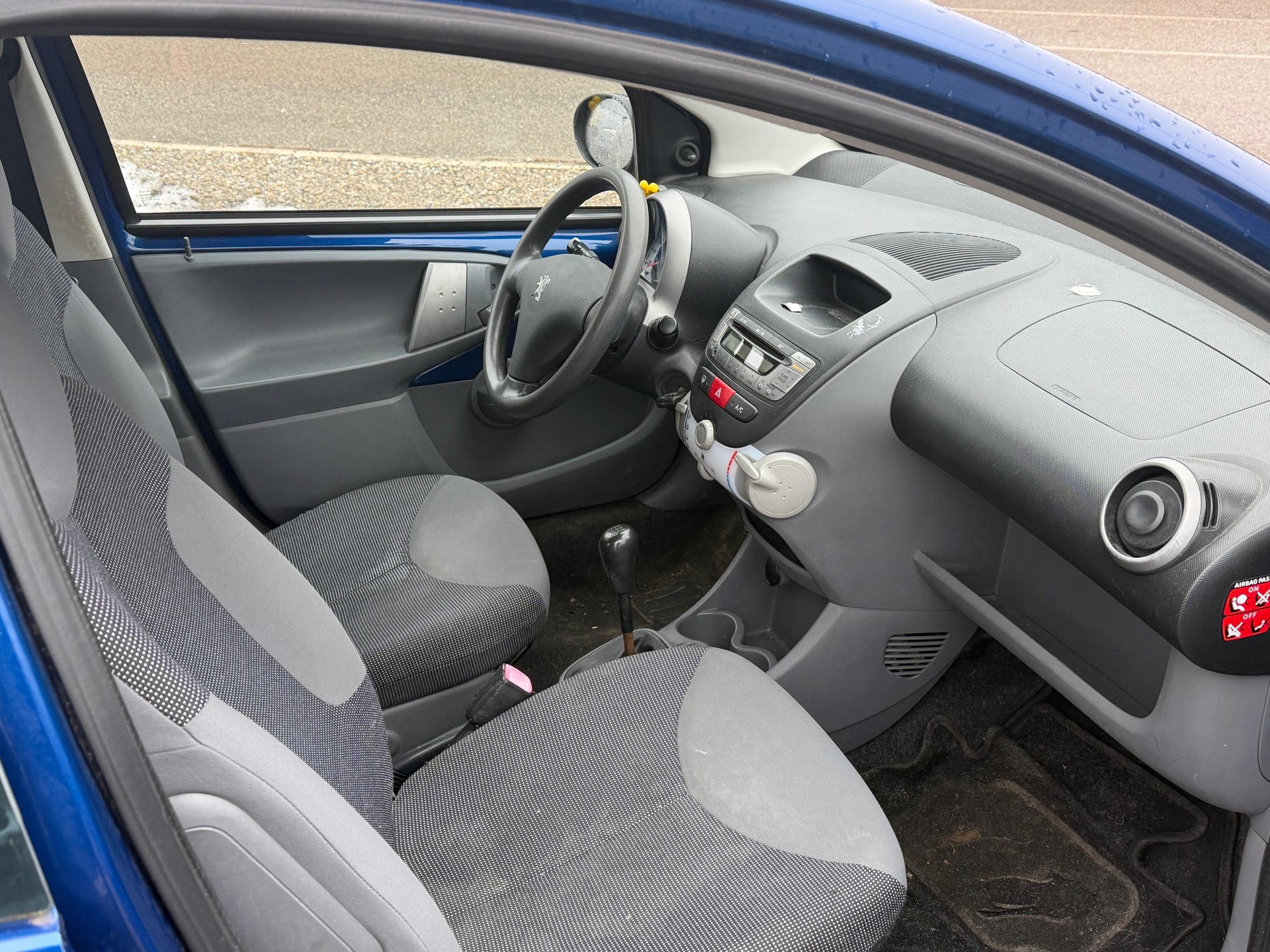 PEUGEOT 107 1.0-image-5