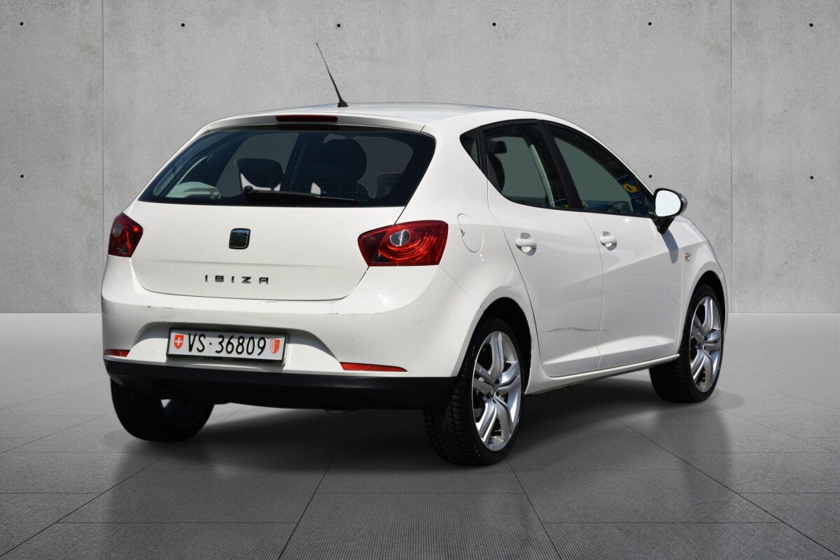 SEAT Ibiza 1.6 Style-image-5