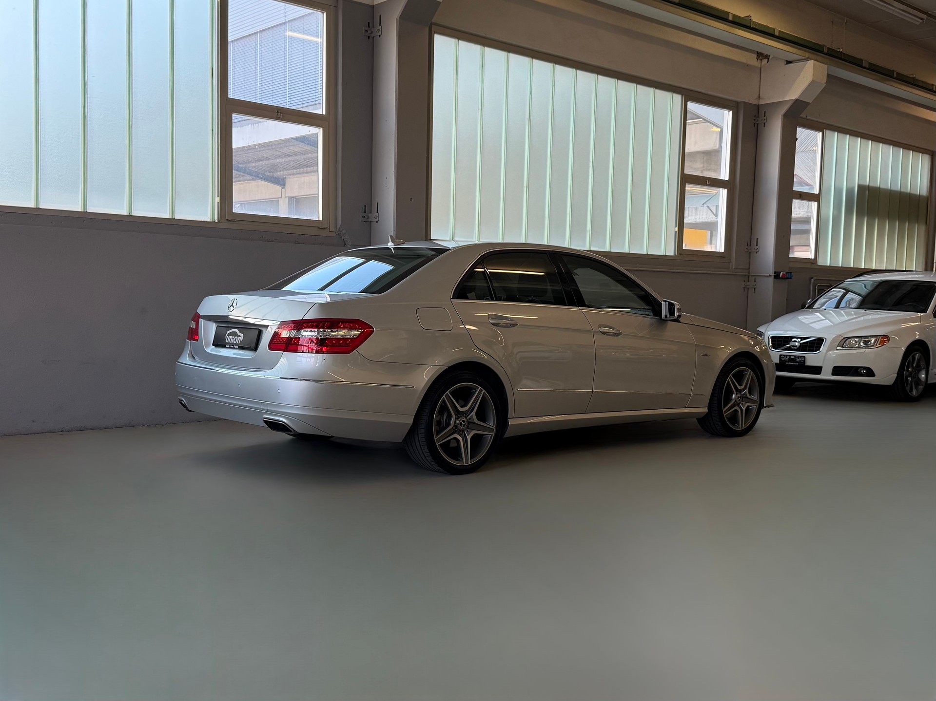 MERCEDES-BENZ E 350 CDI BlueEfficiency Avantgarde 7G-Tronic-image-5