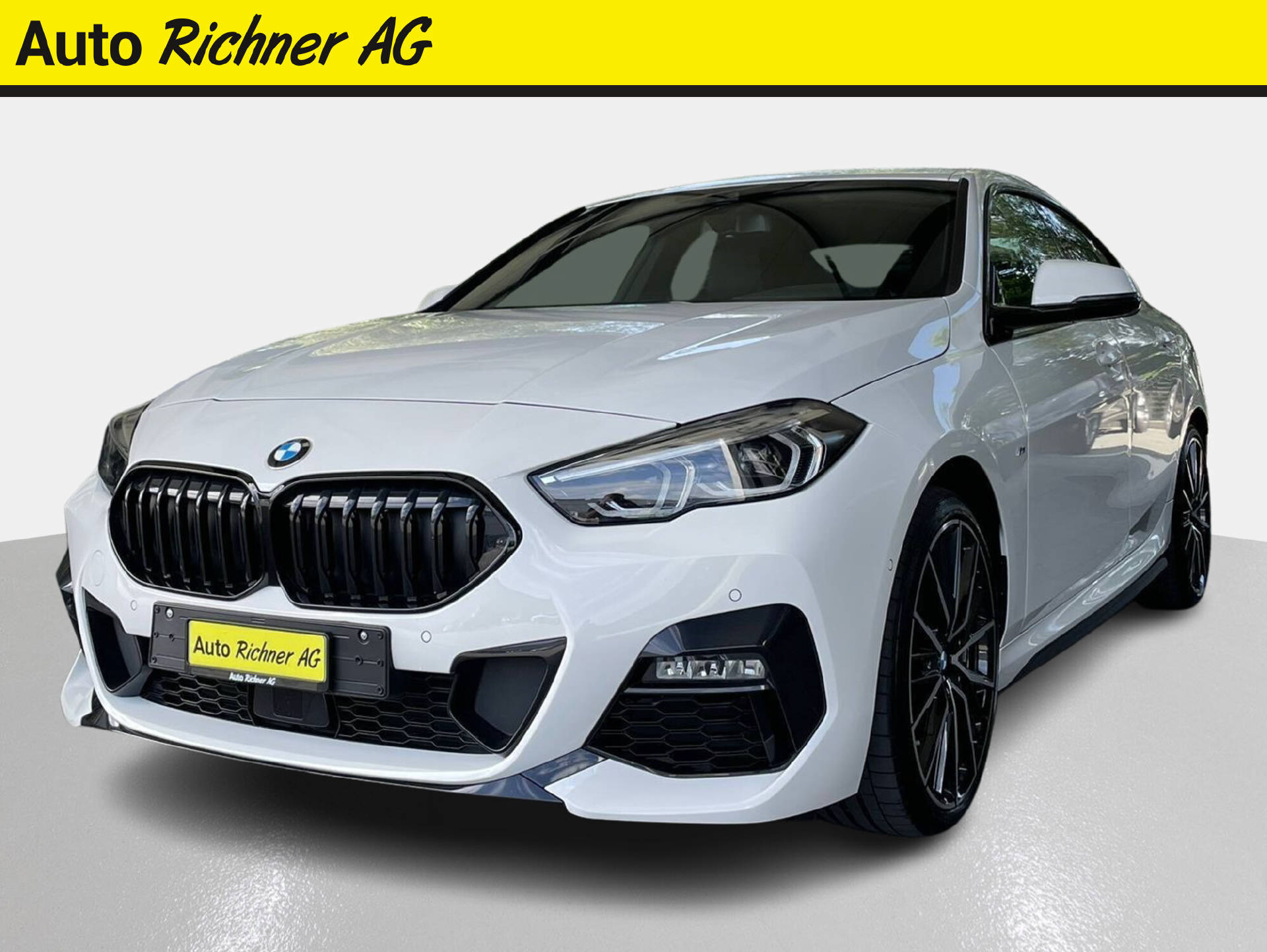 BMW 218i Gran Coupé-image-1