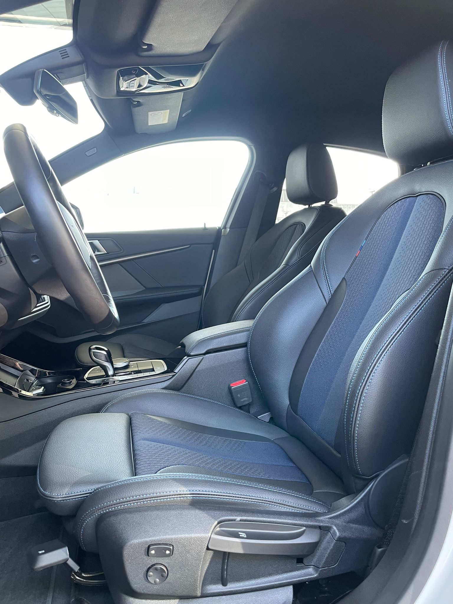 BMW 218i Gran Coupé-image-5