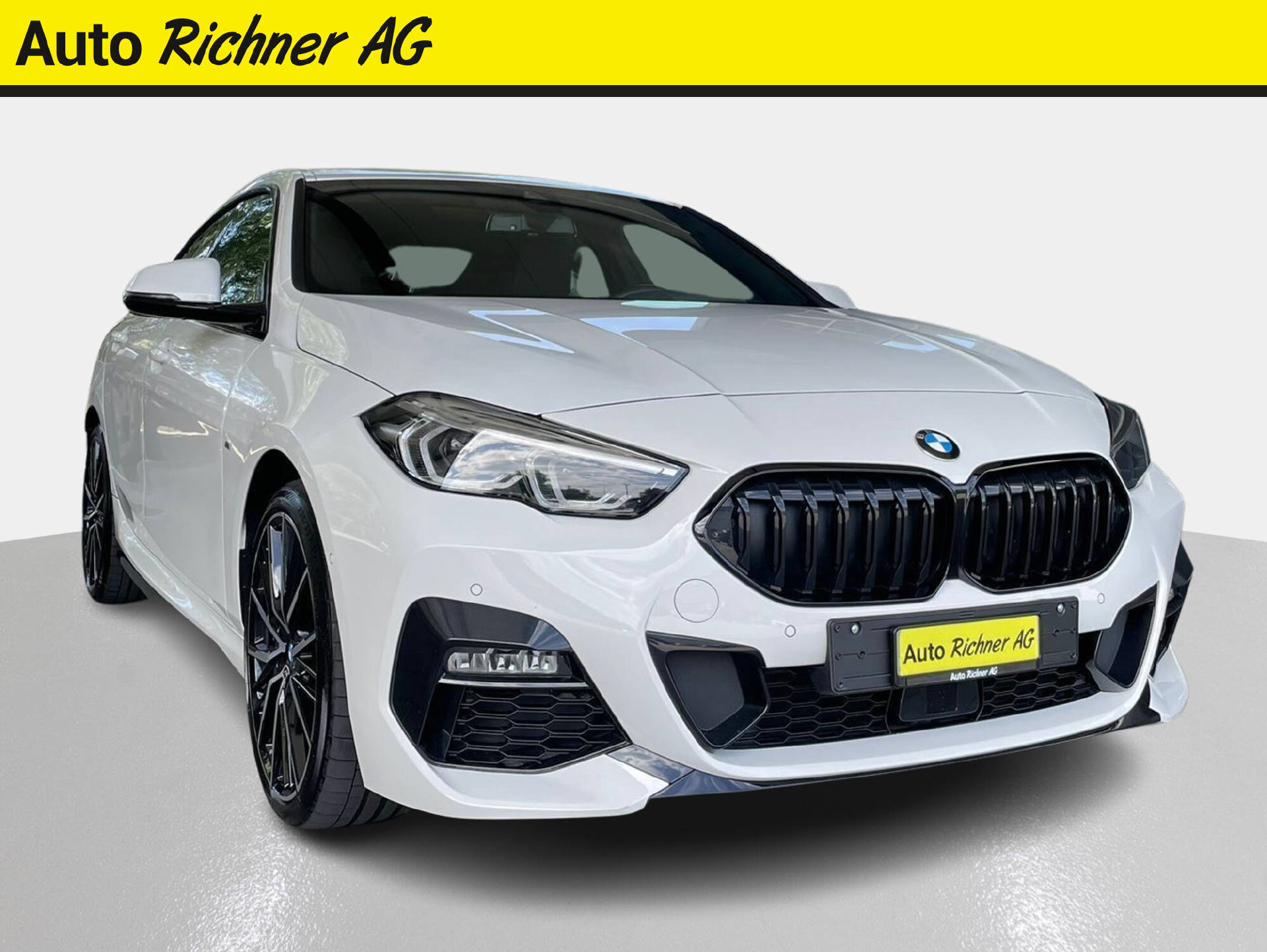 BMW 218i Gran Coupé-image-0