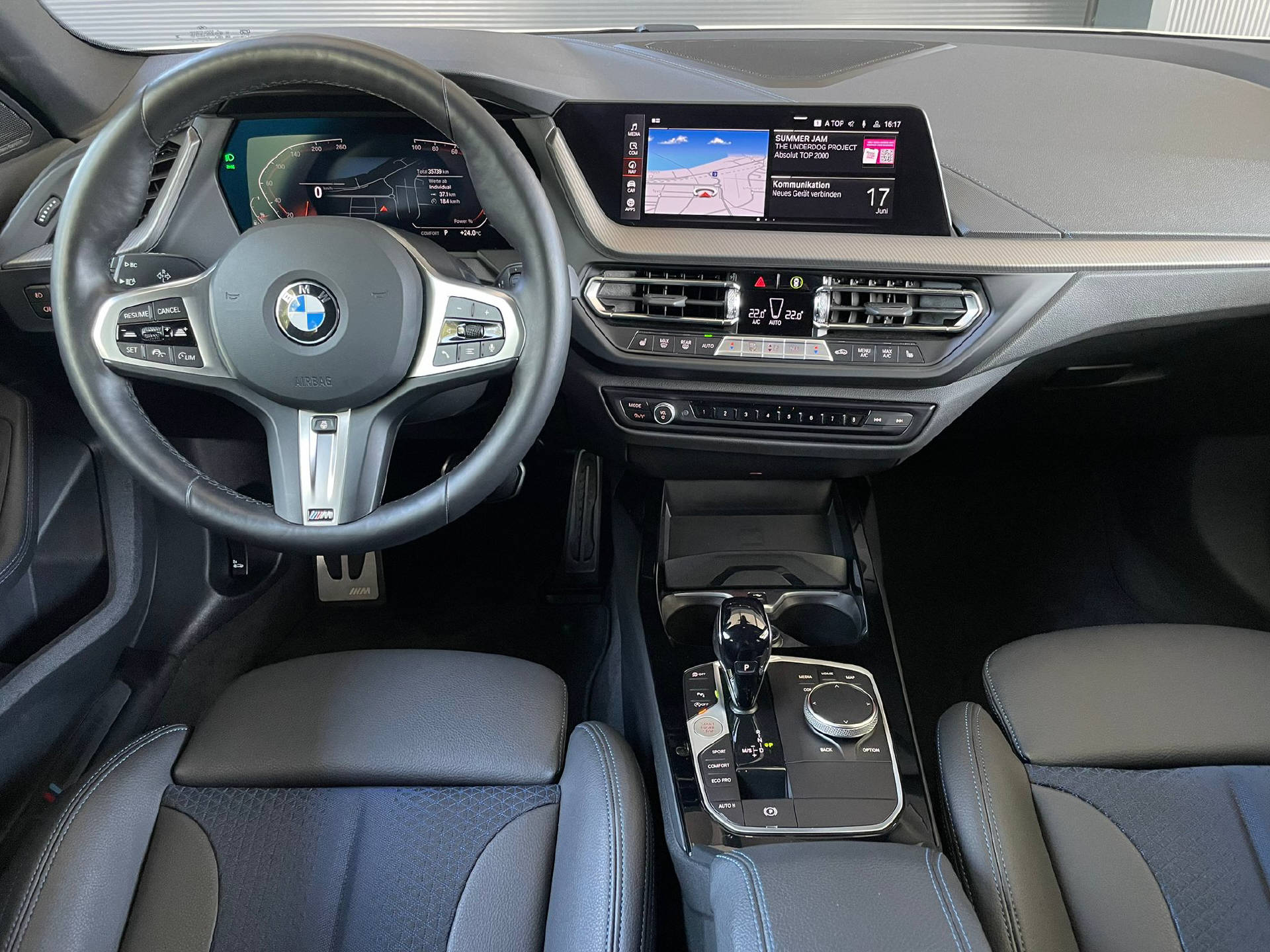 BMW 218i Gran Coupé-image-6