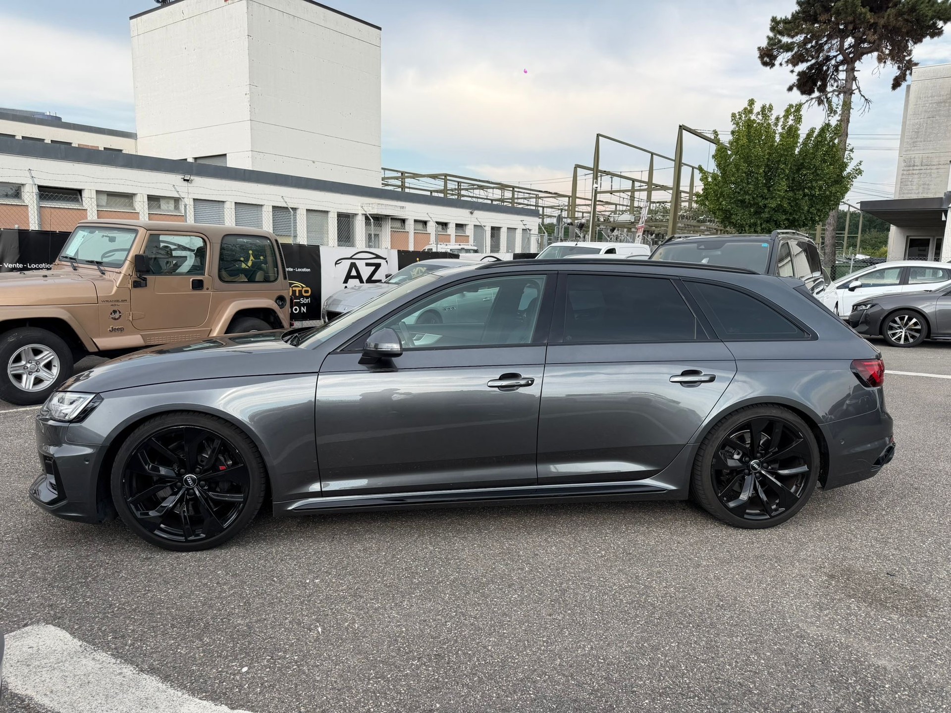 AUDI RS4 Avant 2.9 TFSI quattro tiptronic GARANTIE 2 ANS-image-2