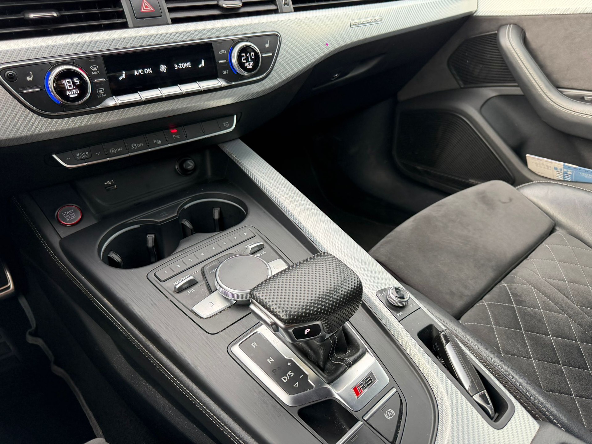 AUDI RS4 Avant 2.9 TFSI quattro tiptronic GARANTIE 2 ANS-image-13