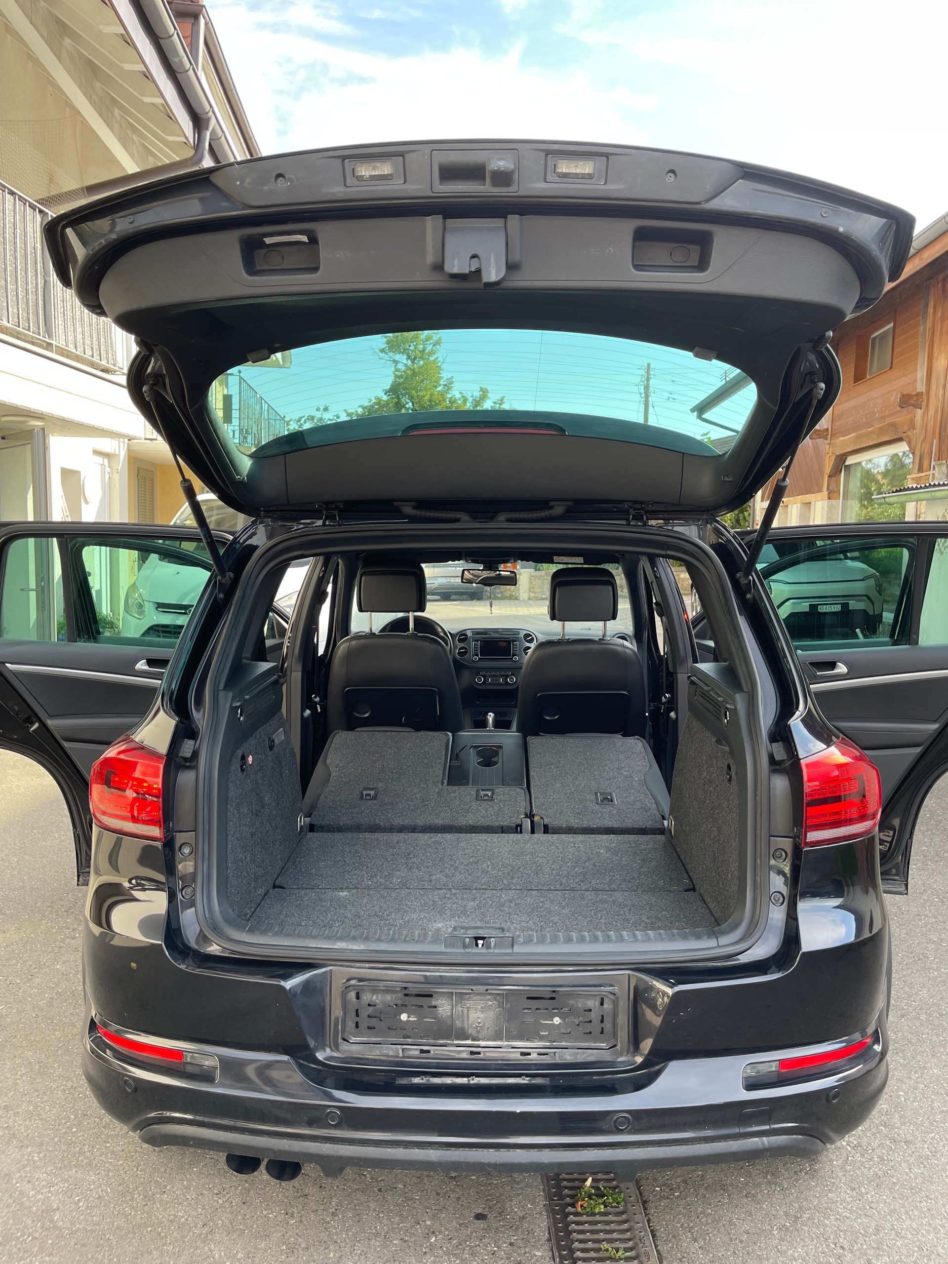 VW 2.0 TDI BMT Cup R-Line-image-1
