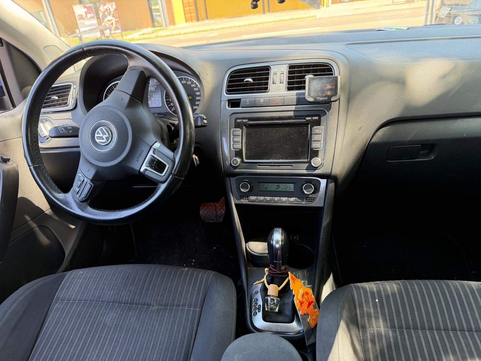 VW Polo 1.2 TSI Team DSG-image-6