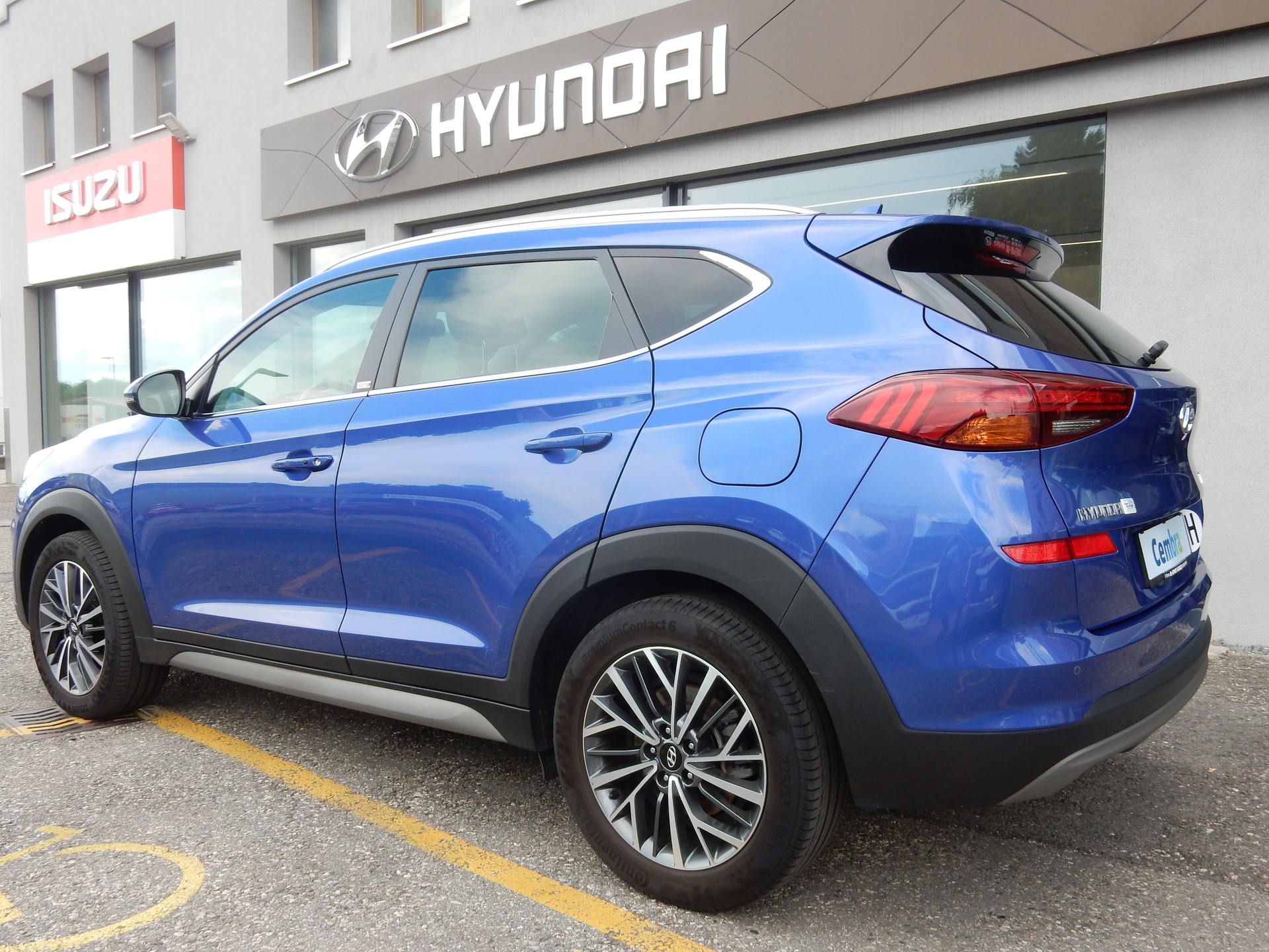 HYUNDAI Tucson 1.6 CRDI Amplia 2WD DCT-image-4
