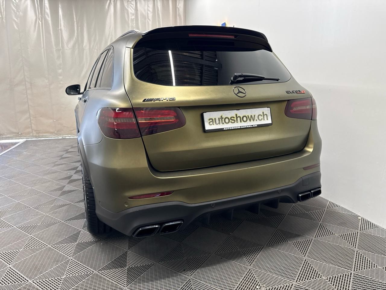 MERCEDES-BENZ GLC 63 S AMG 4Matic+ 9G-Tronic-image-16
