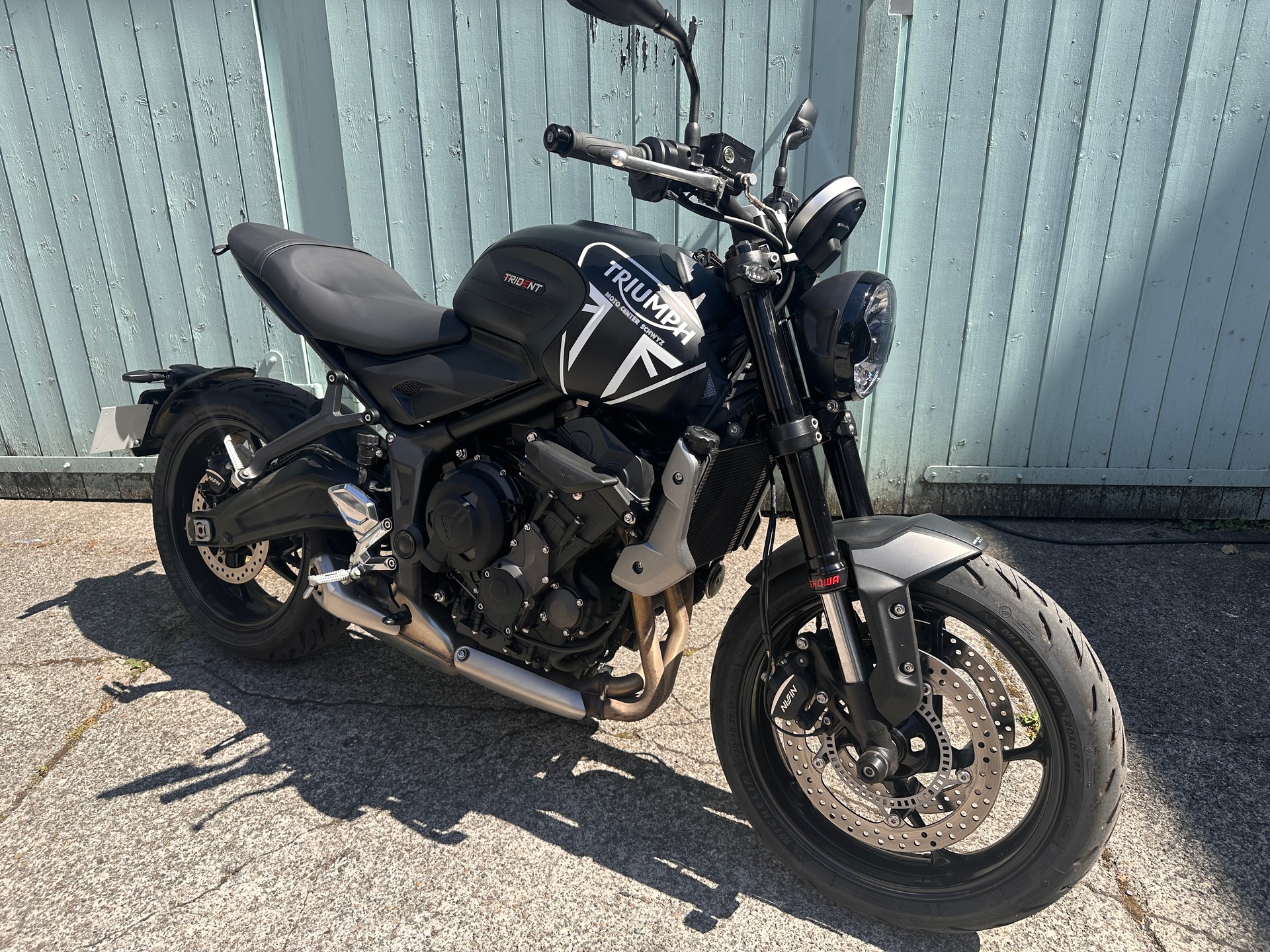 TRIUMPH Trident 660-showroom-element-1