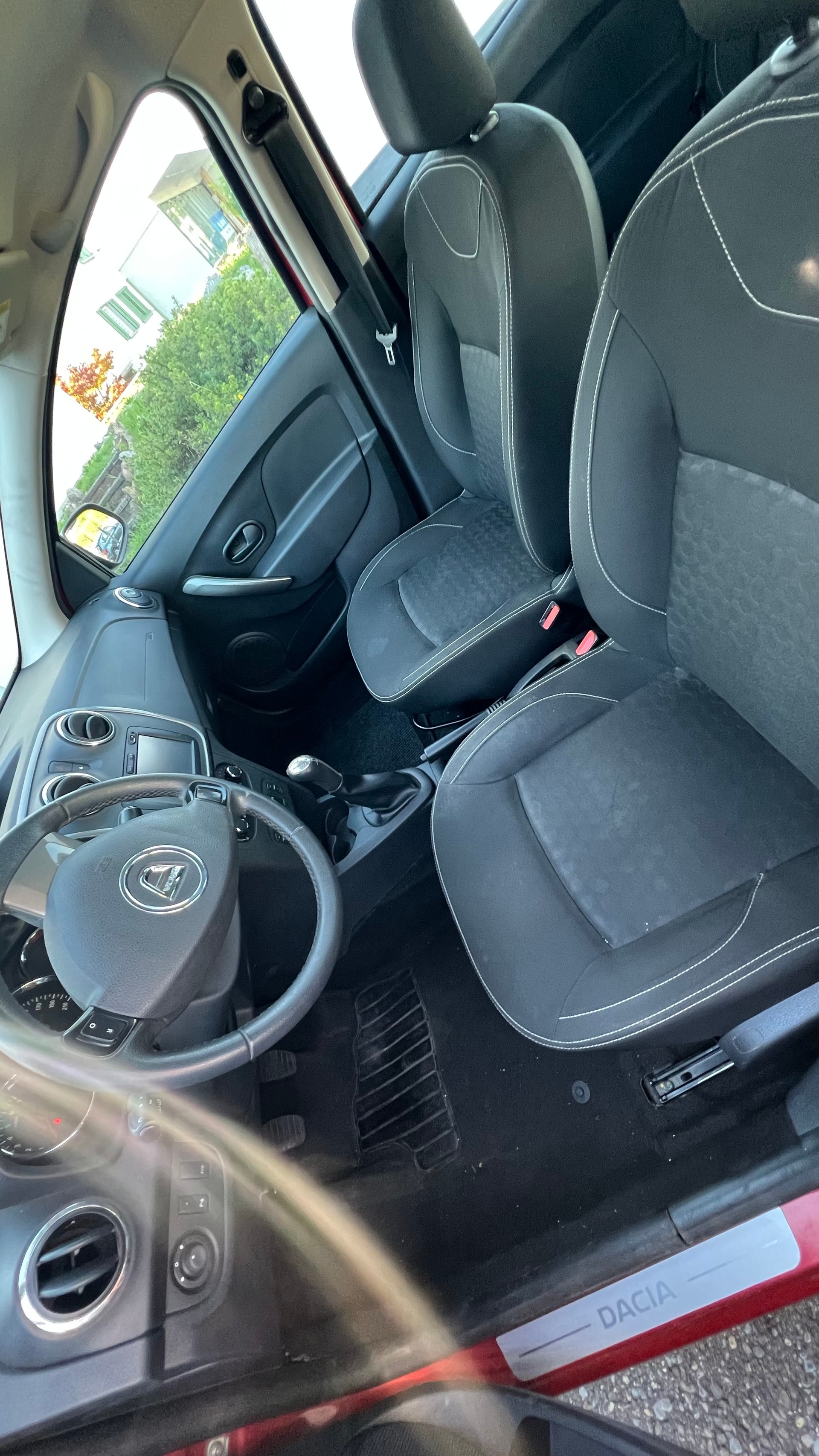 DACIA Sandero Tce 90 Ambiance-image-9