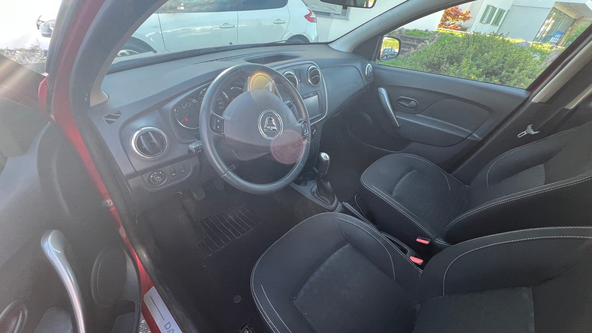 DACIA Sandero Tce 90 Ambiance-image-10