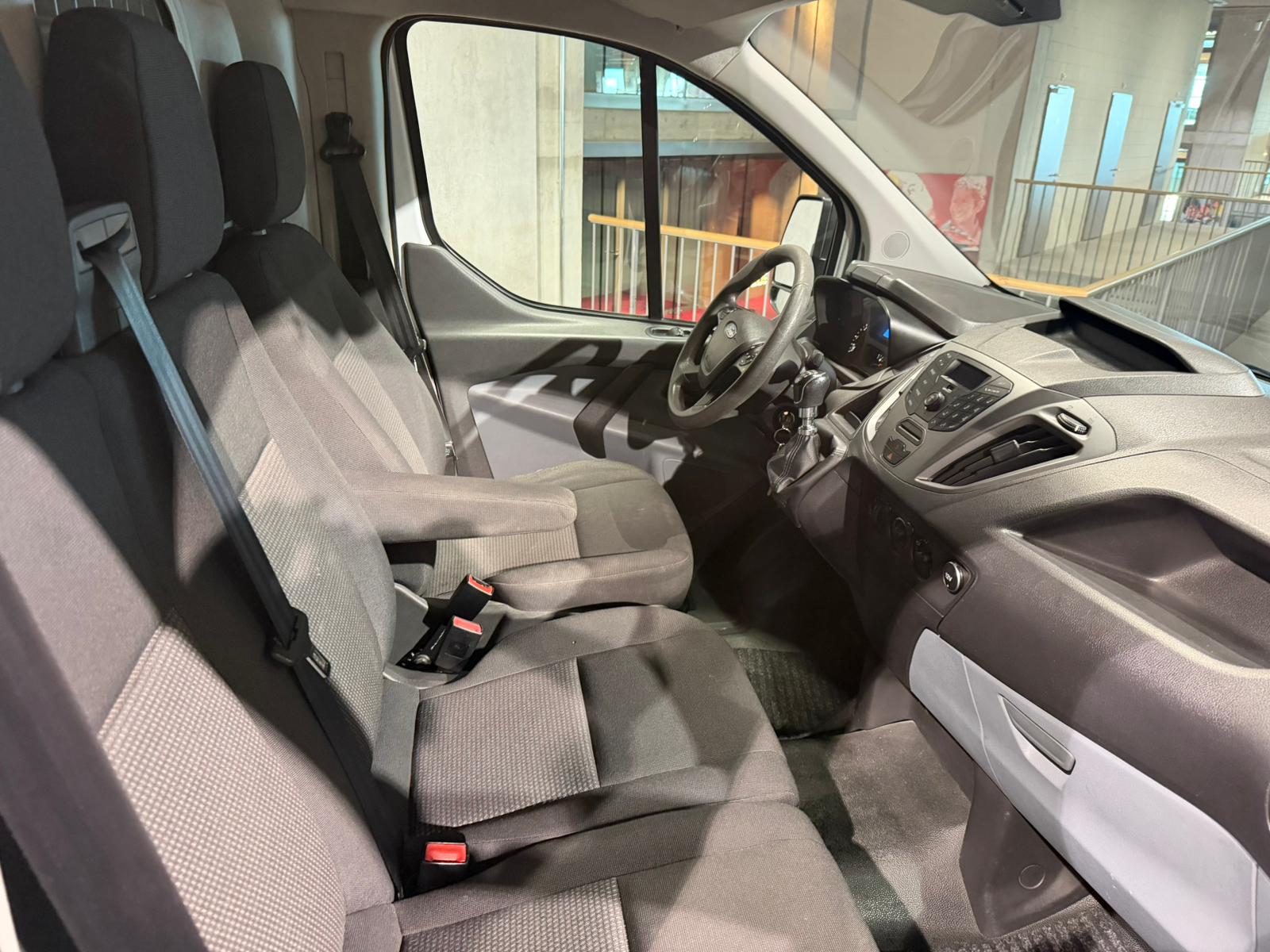 FORD Transit Custom Van 250 L1H1 Startup-image-20