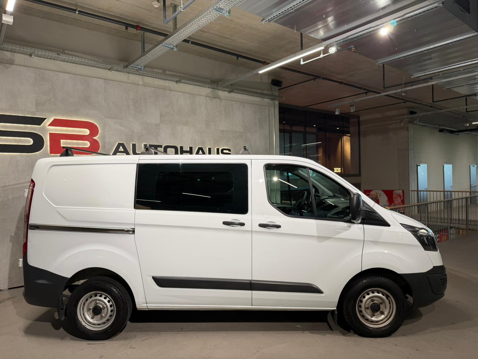 FORD Transit Custom Van 250 L1H1 Startup-image-6